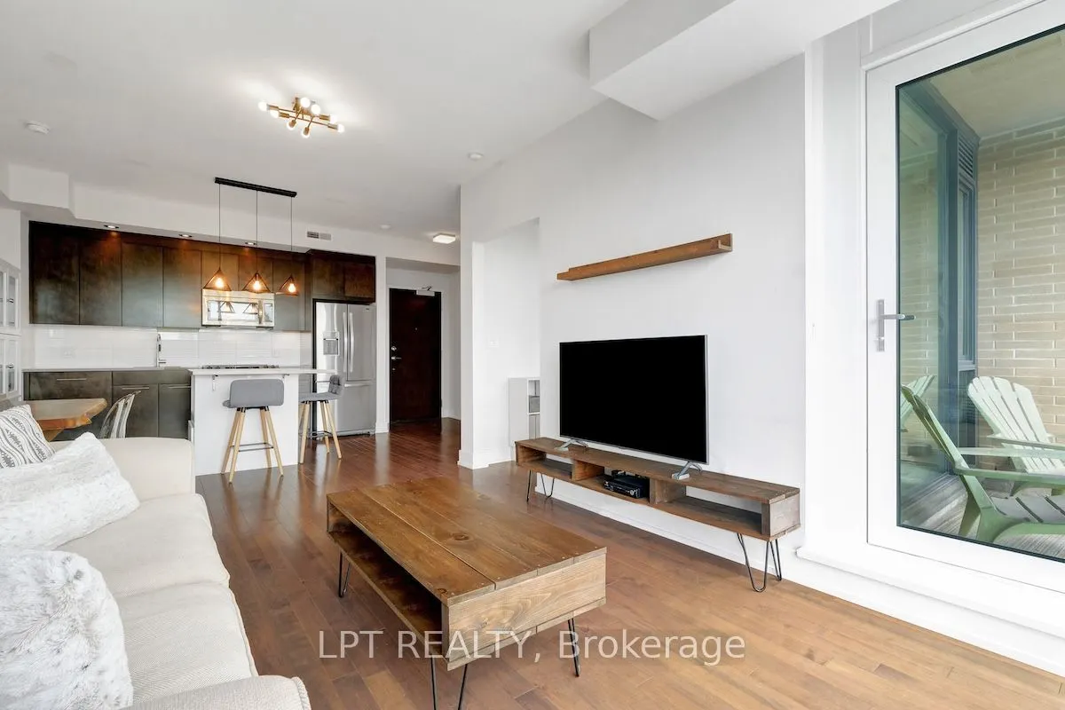 360 Patricia Avenue, #520