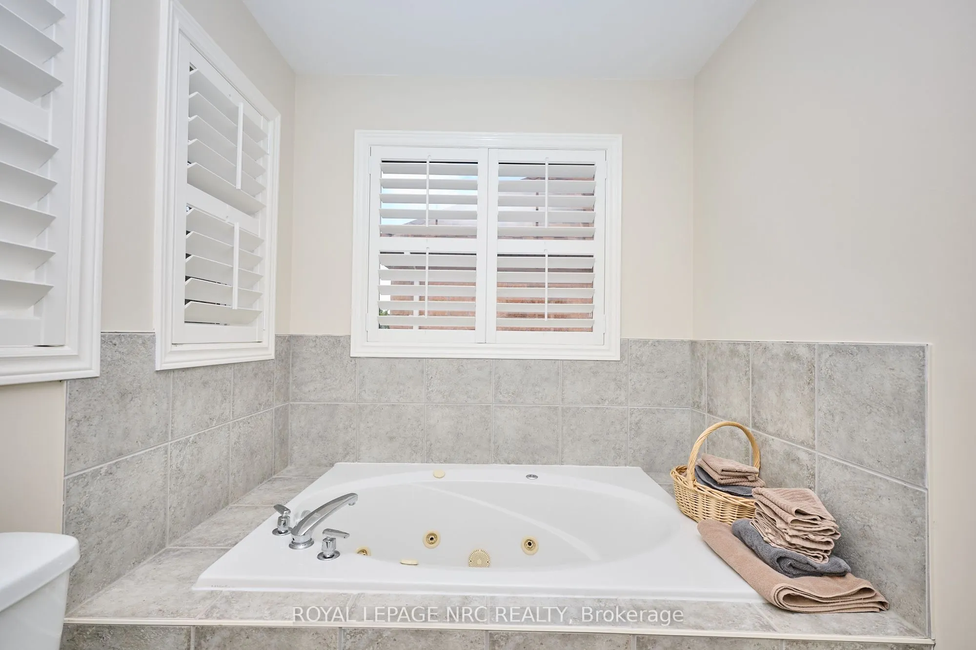 27 Goldeye Drive