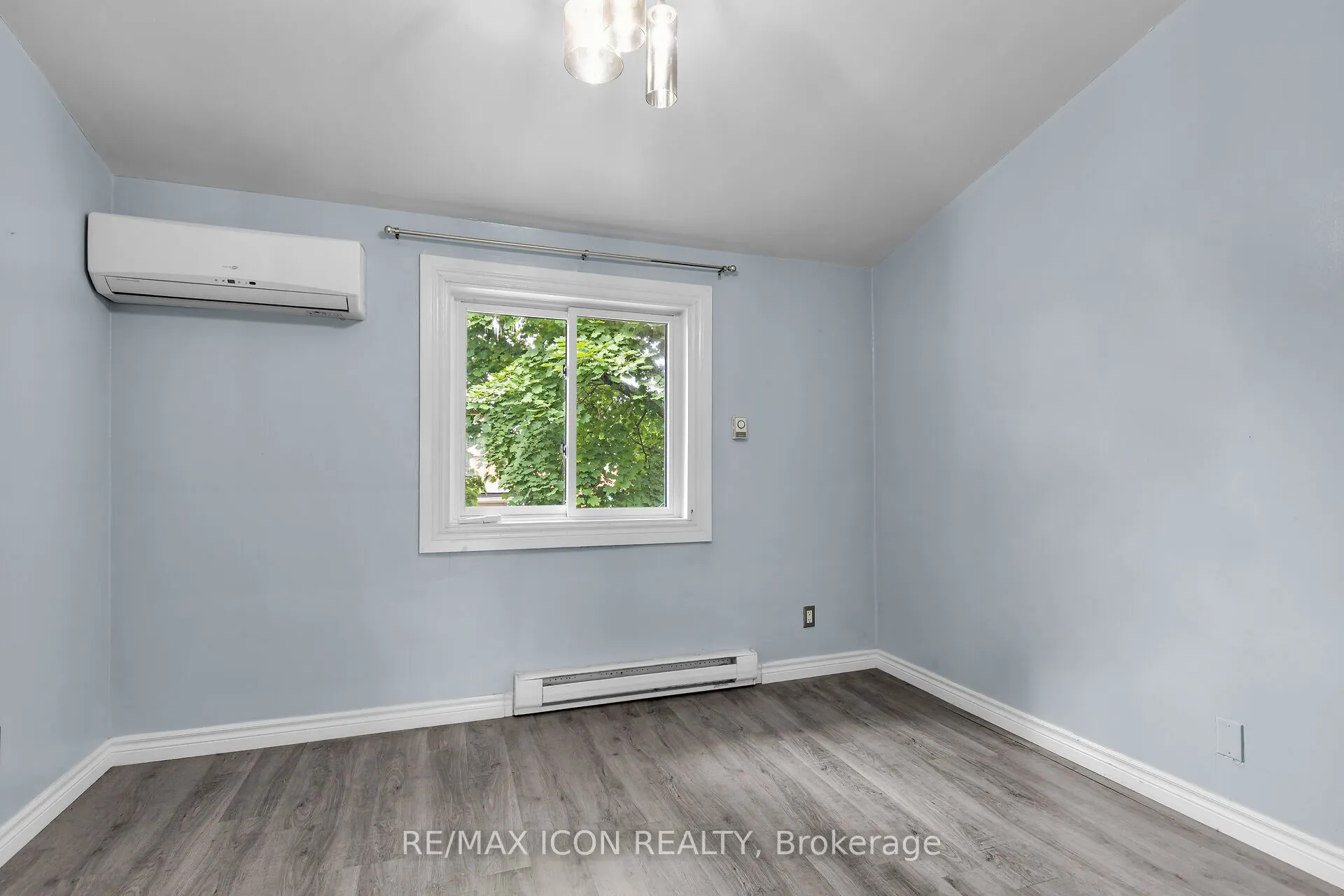 1090 Kipps Lane, #106