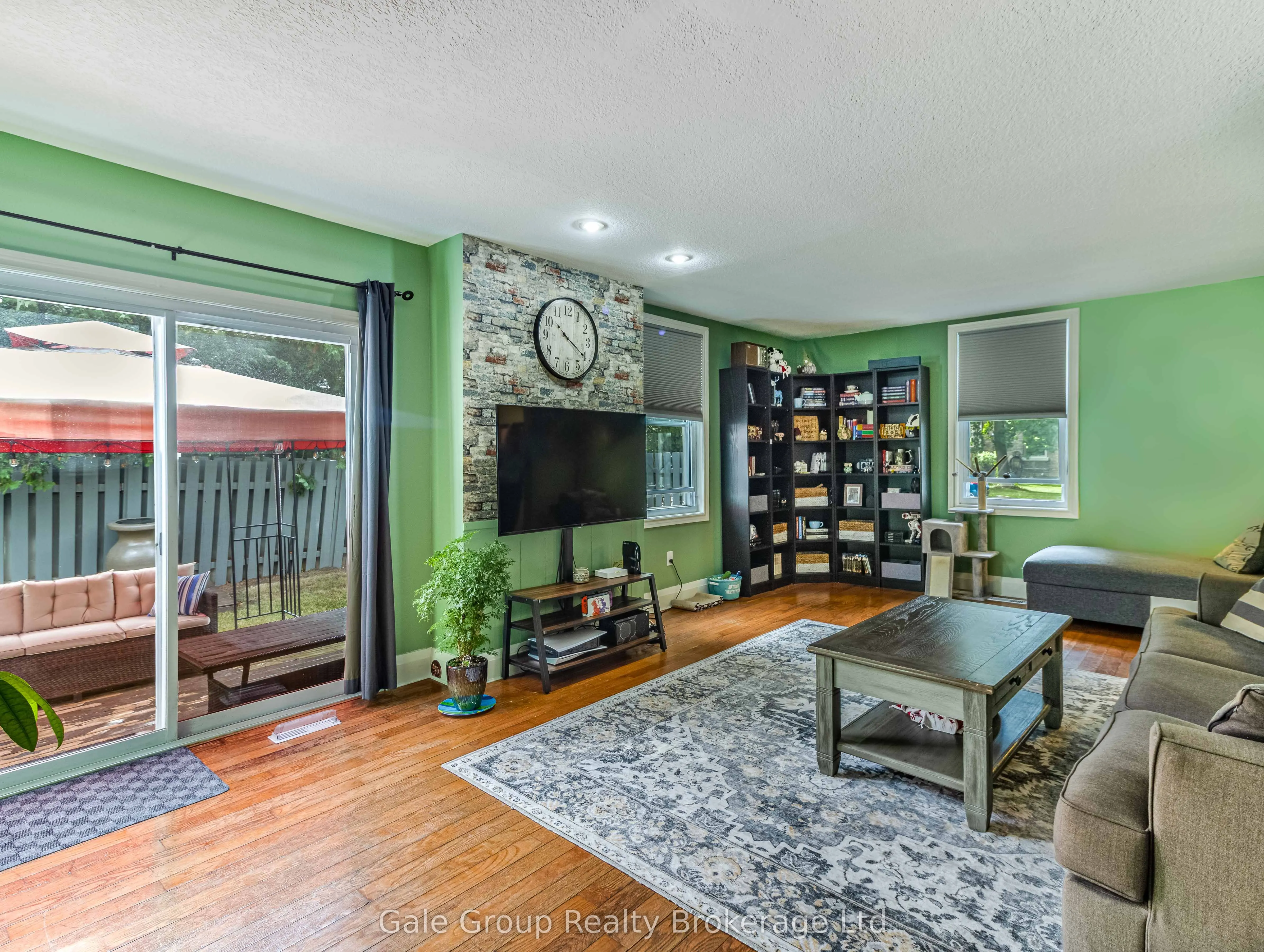 443 Drew Street