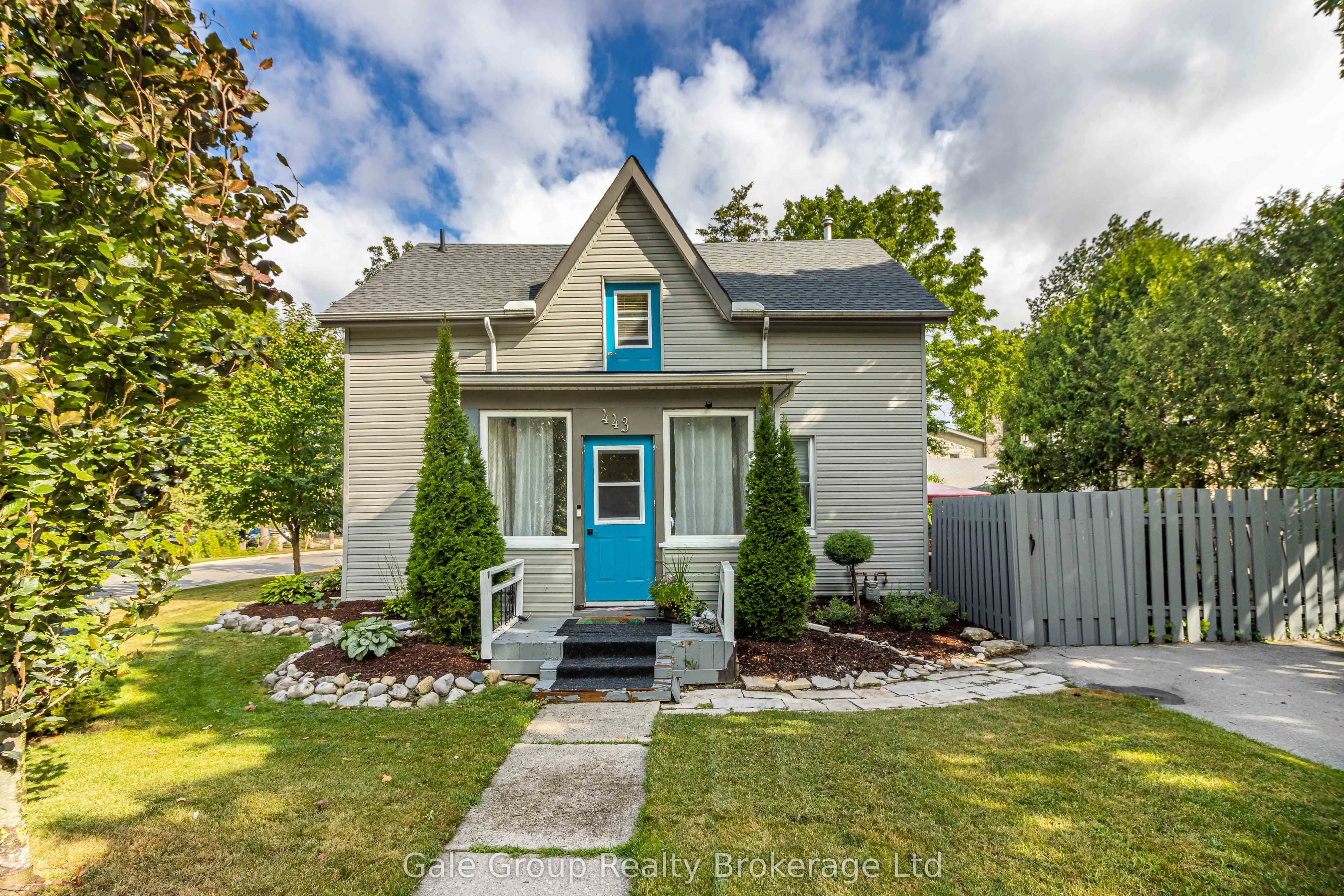 443 Drew Street