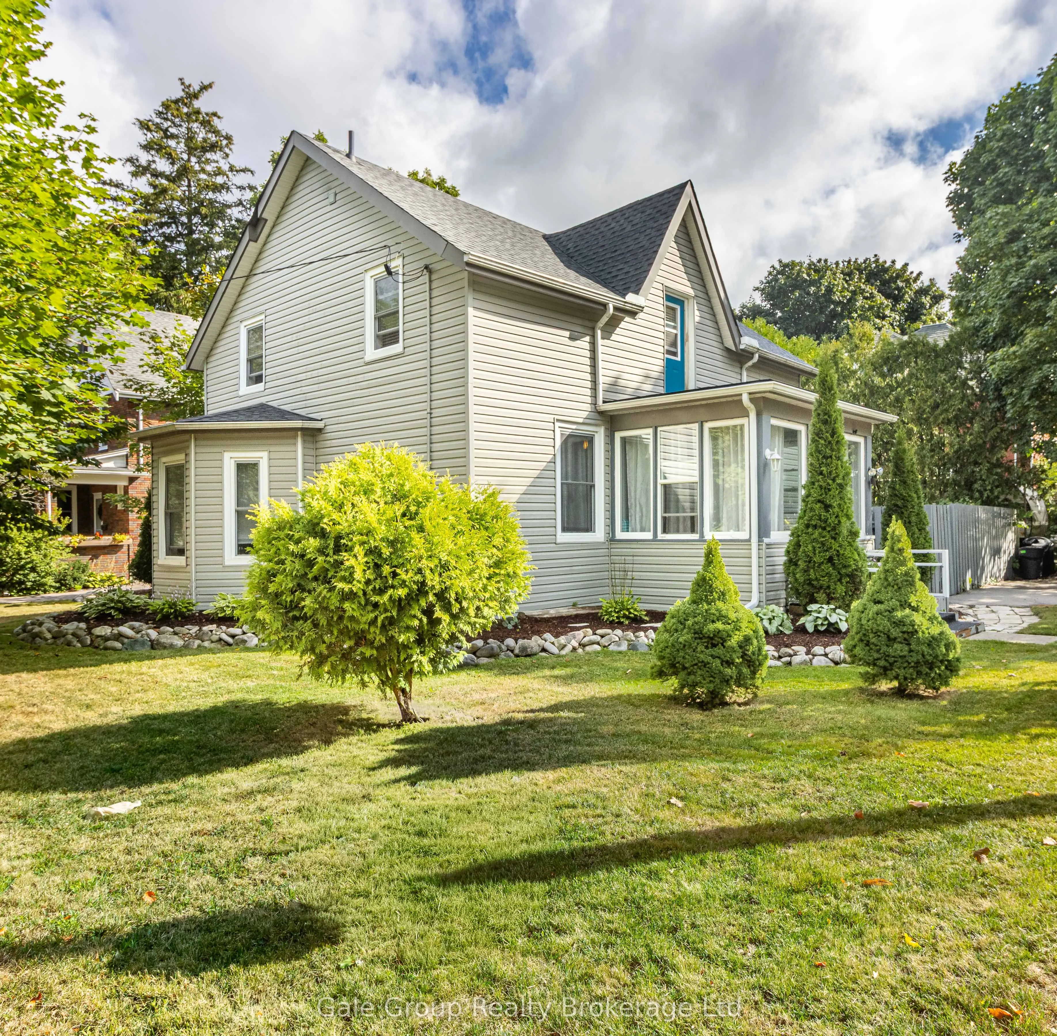 443 Drew Street