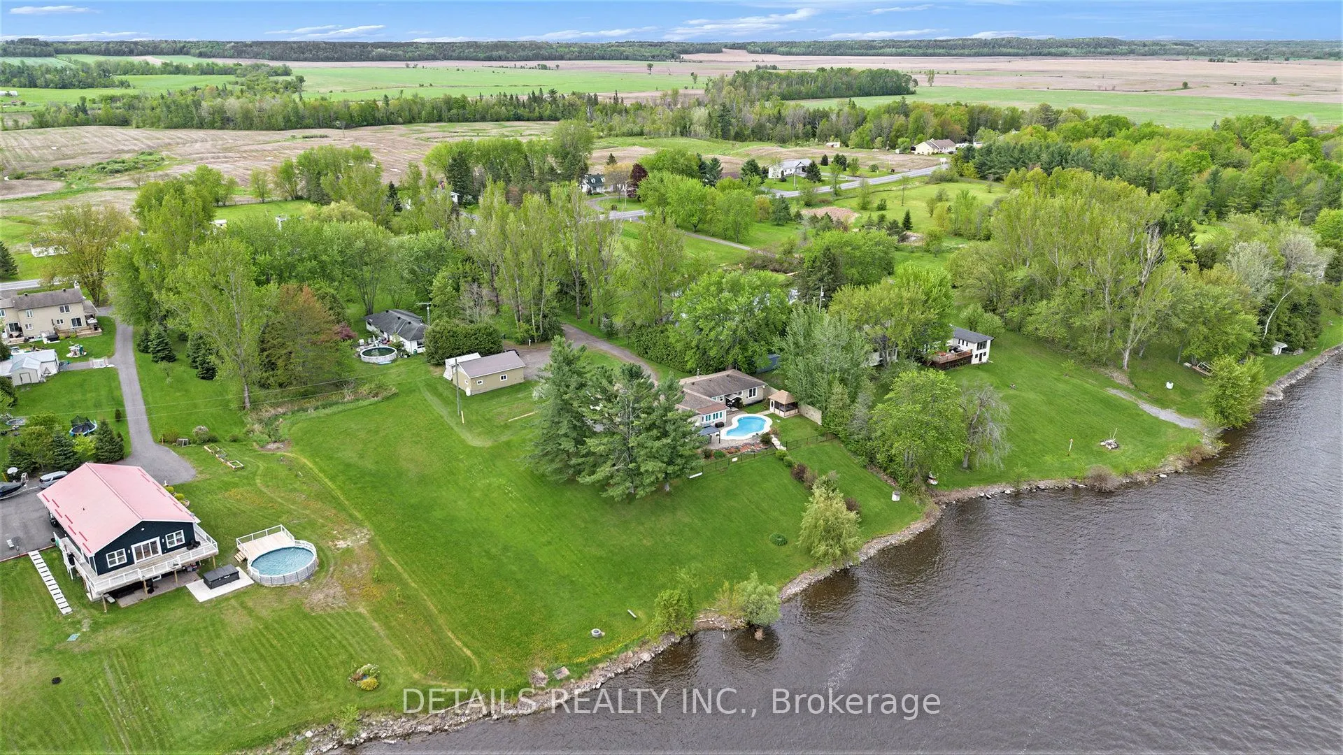 899 Concession 1 Road