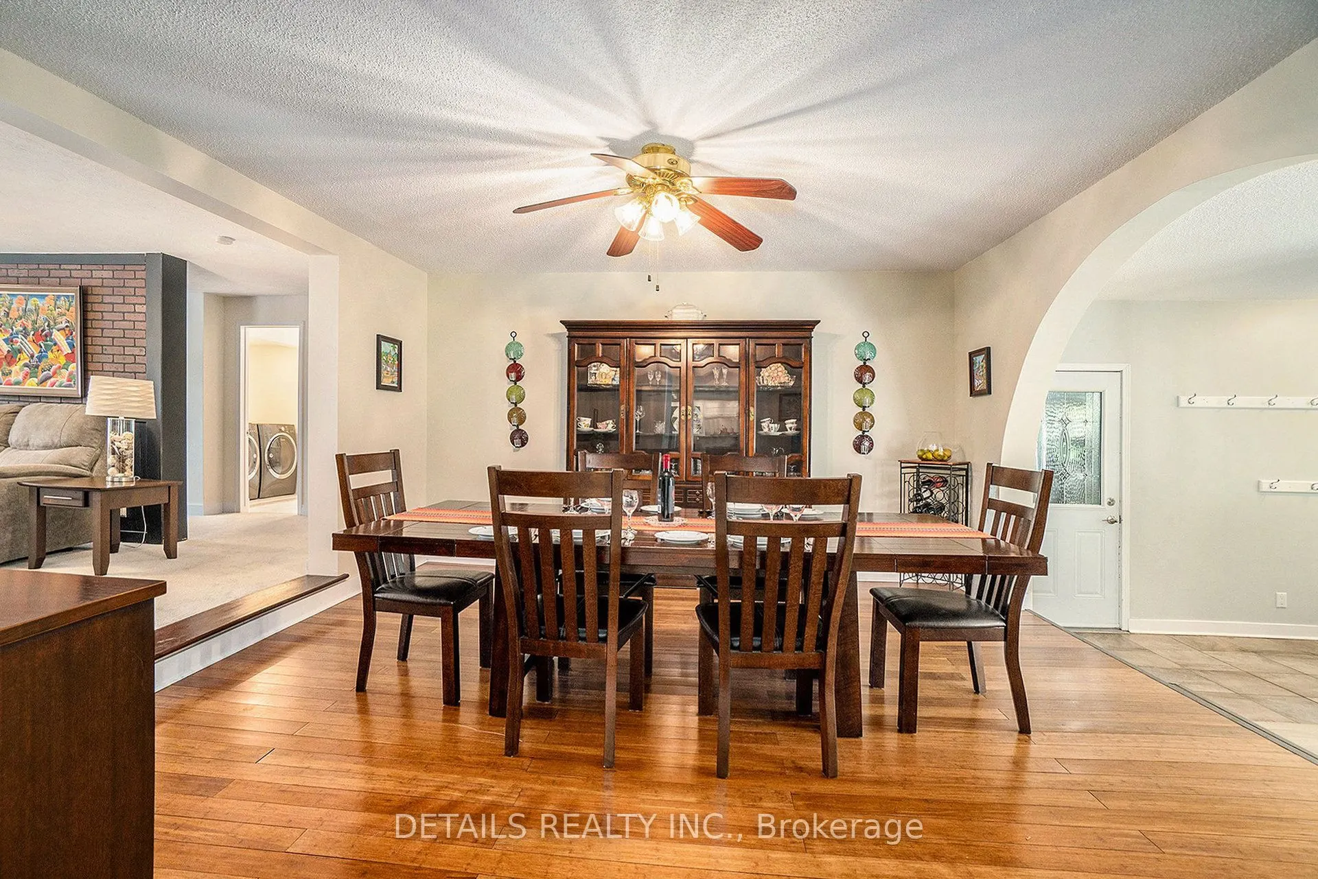 899 Concession 1 Road