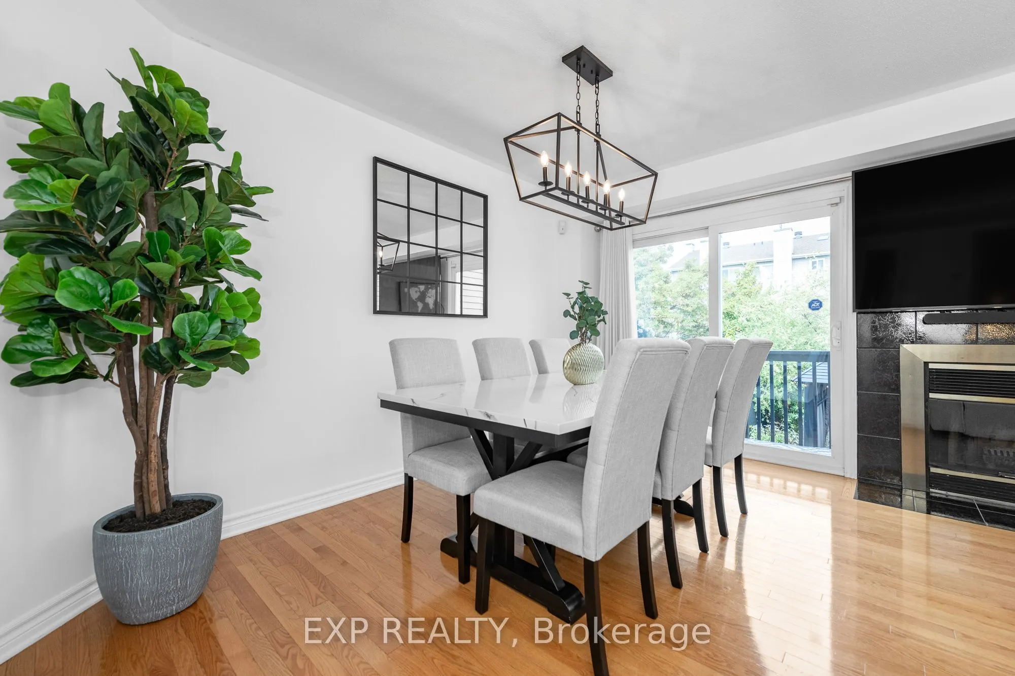 629 Brome Crescent
