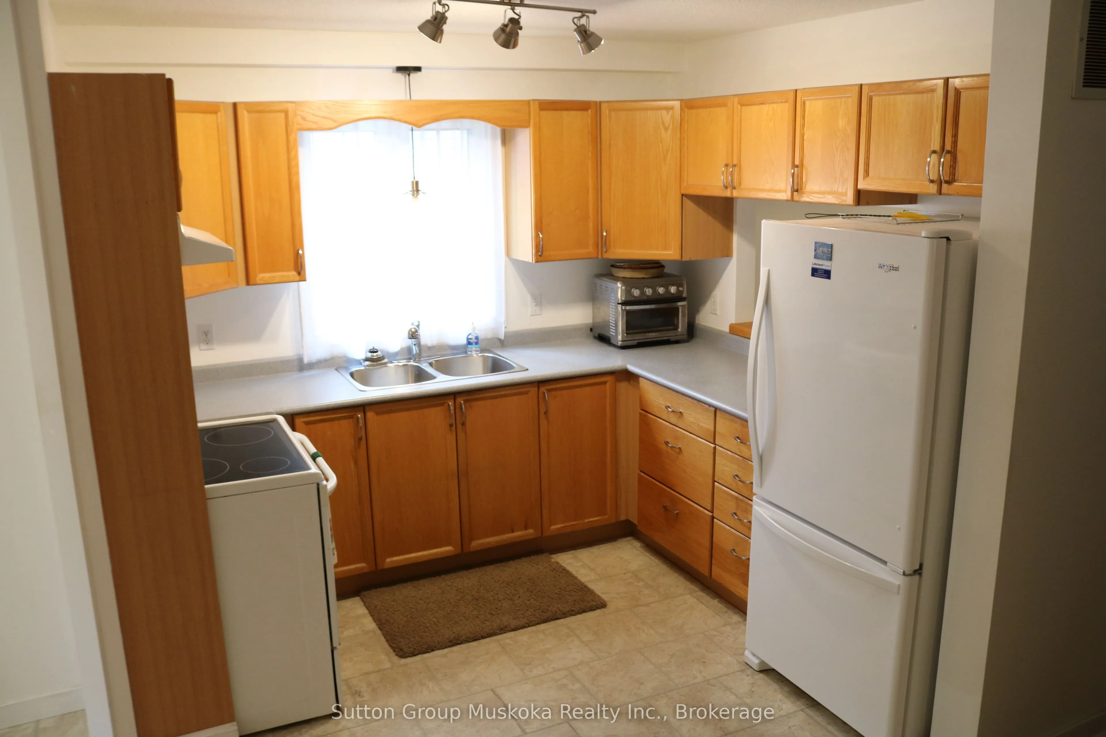 20 Dairy Lane, #B1