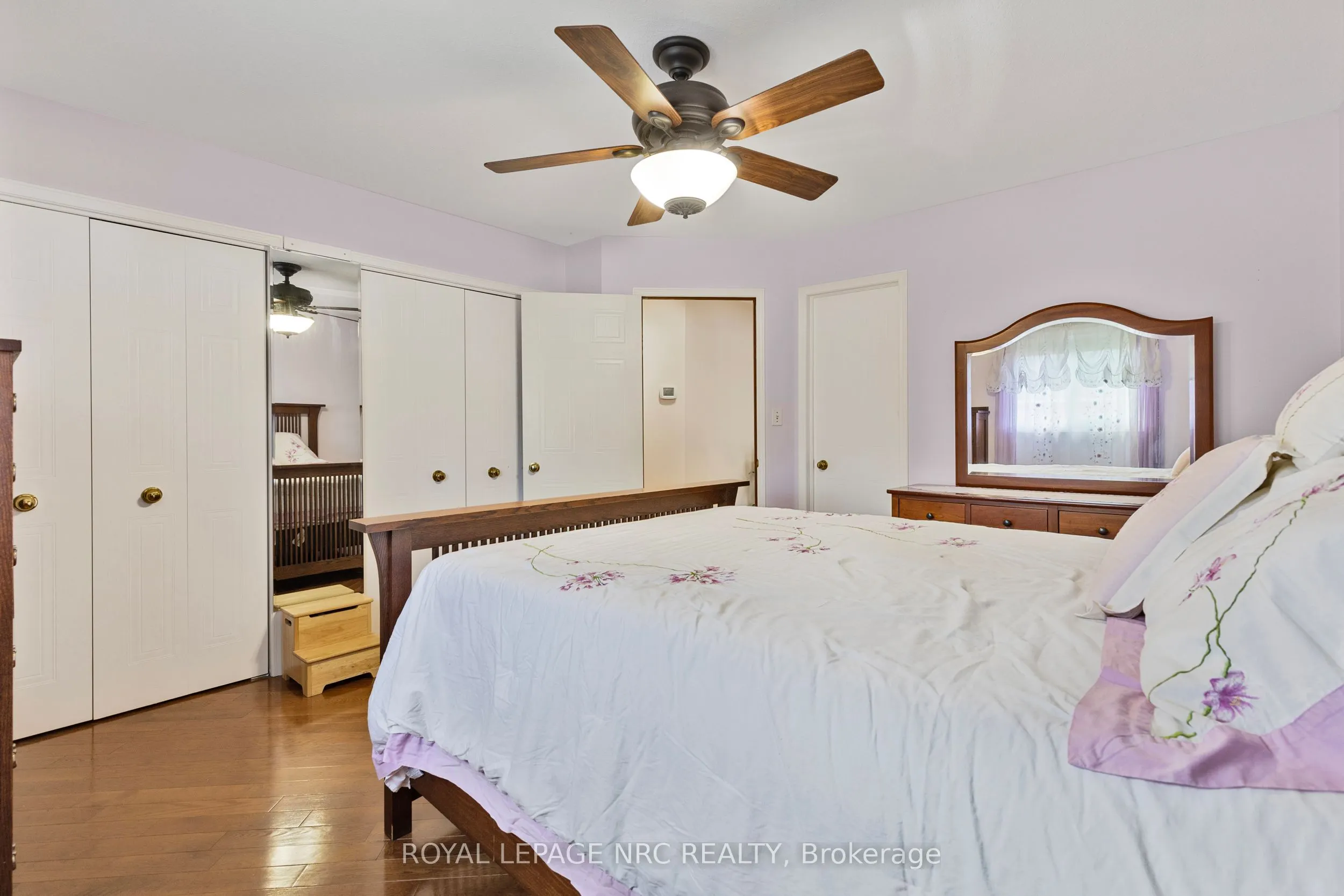 46 Foxhill Crescent