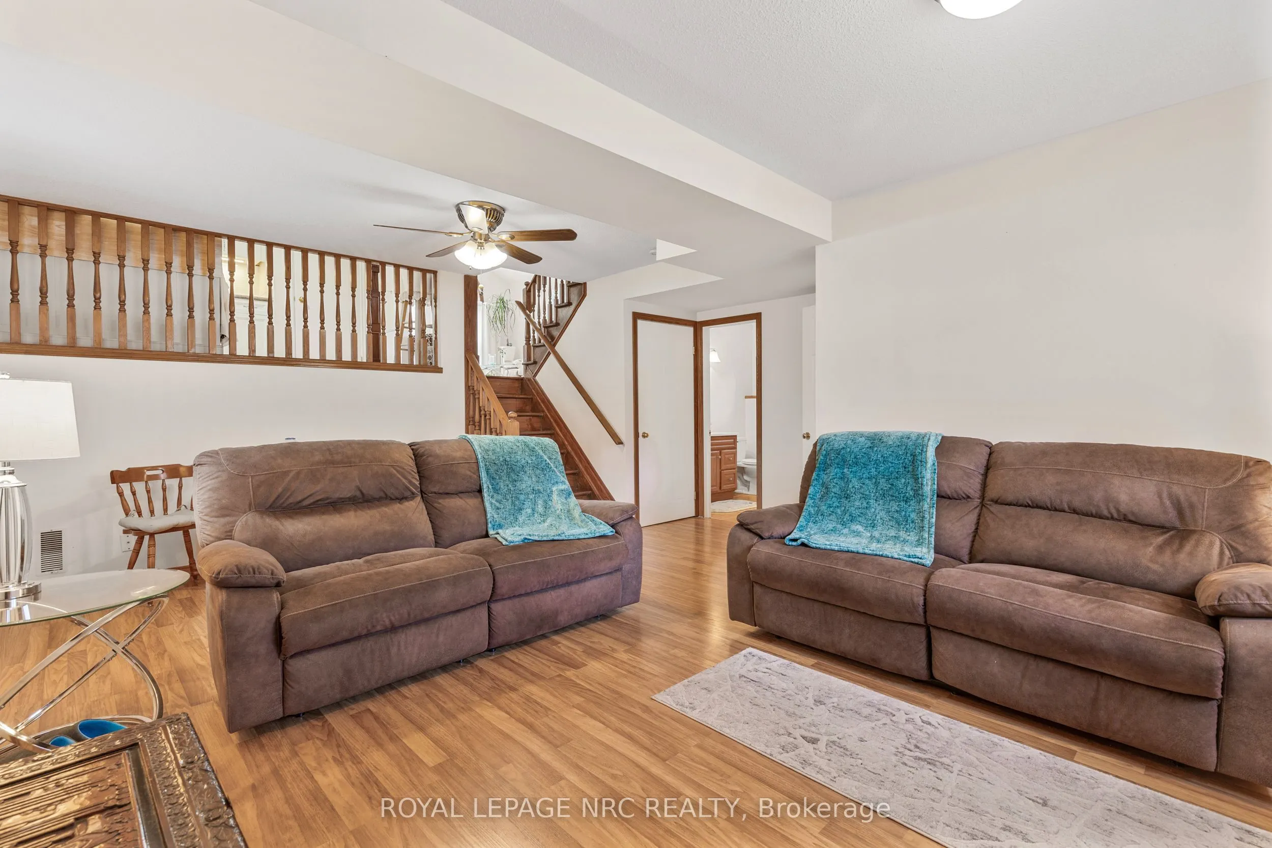 46 Foxhill Crescent