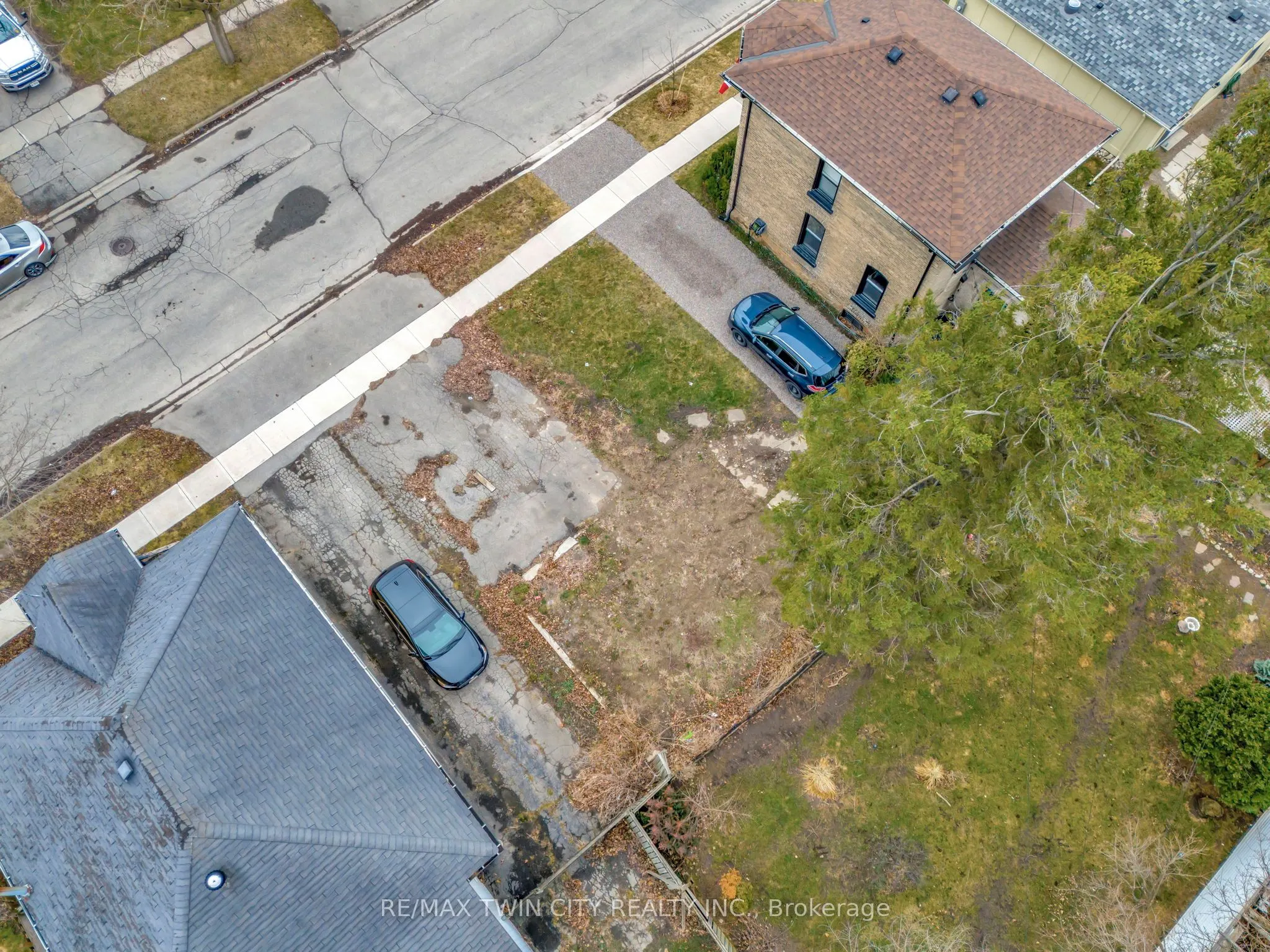 108 Oak Street
