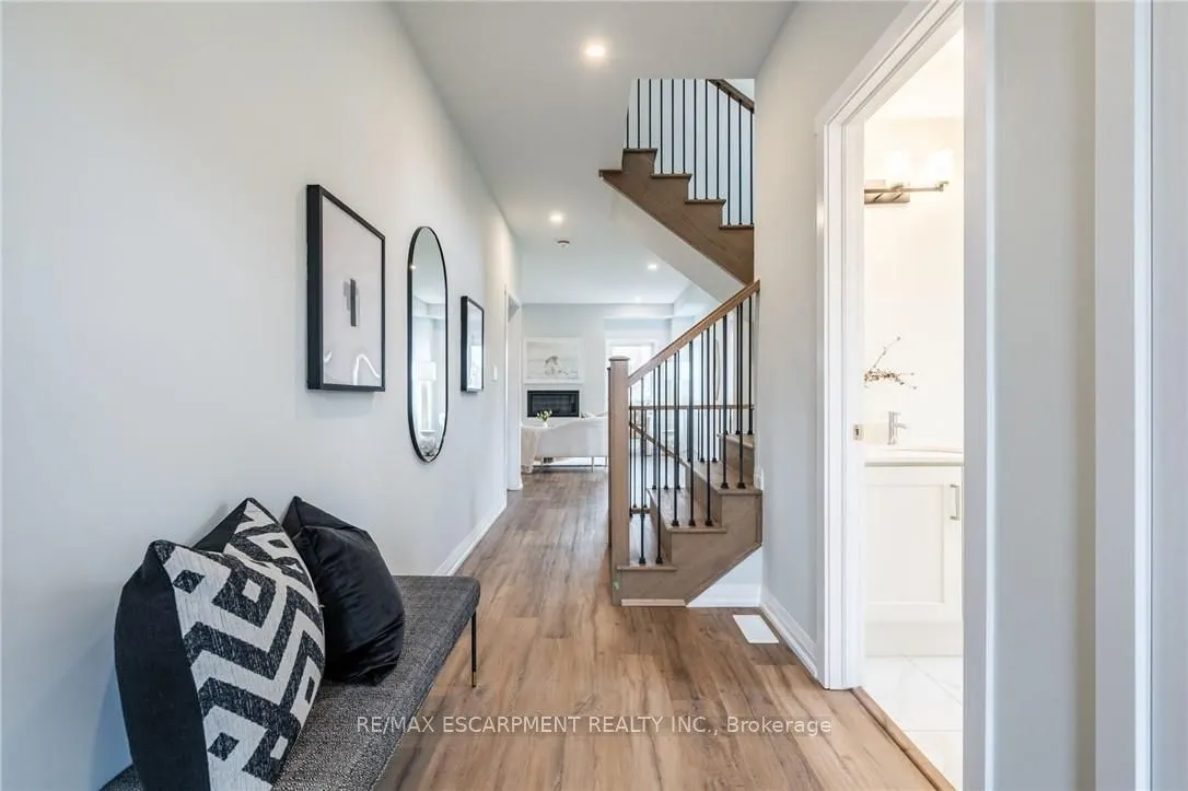 239 LORMONT Boulevard