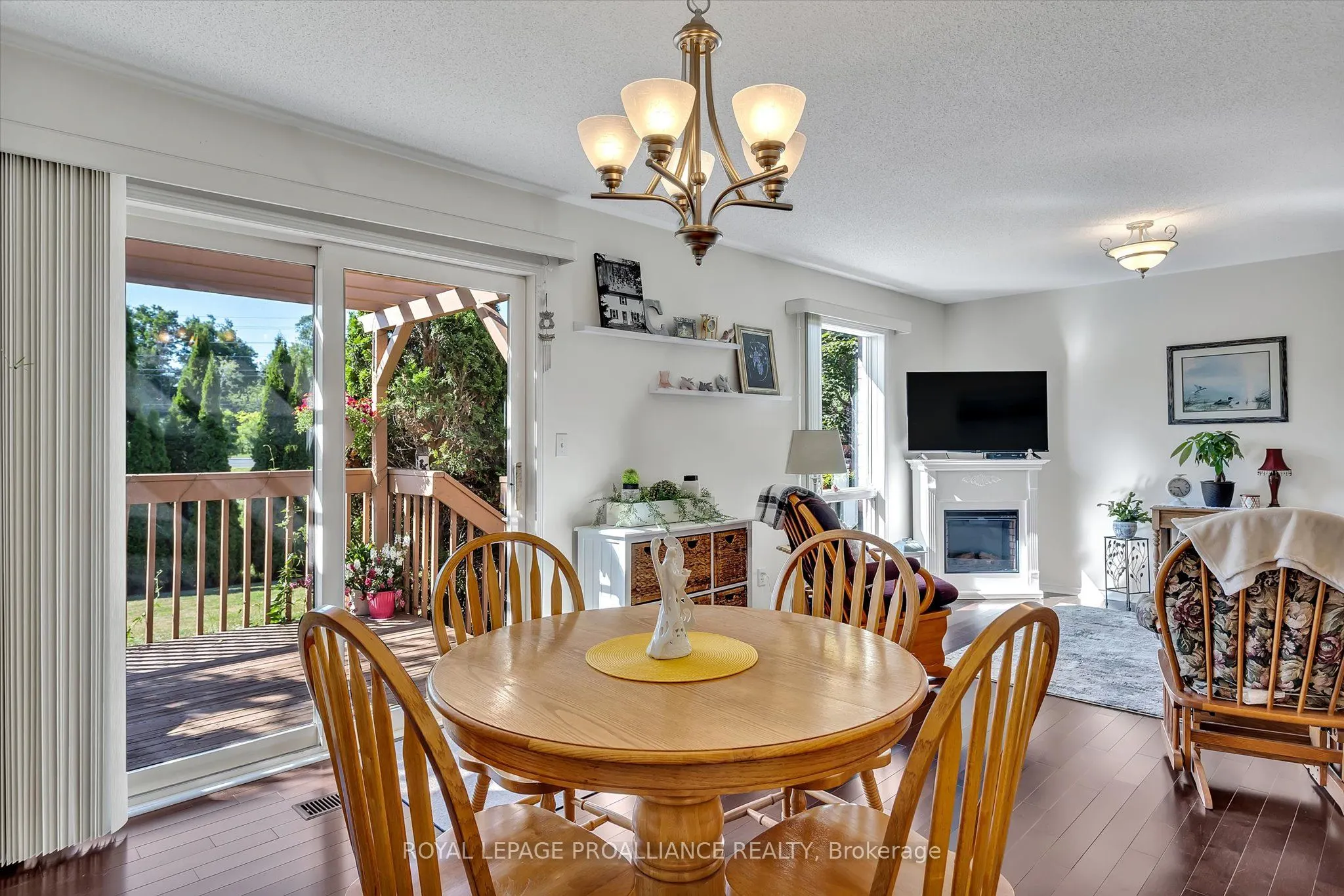 1269 Eagle Crescent