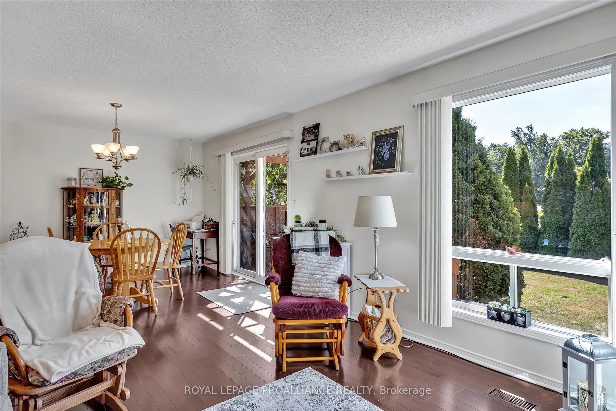 1269 Eagle Crescent
