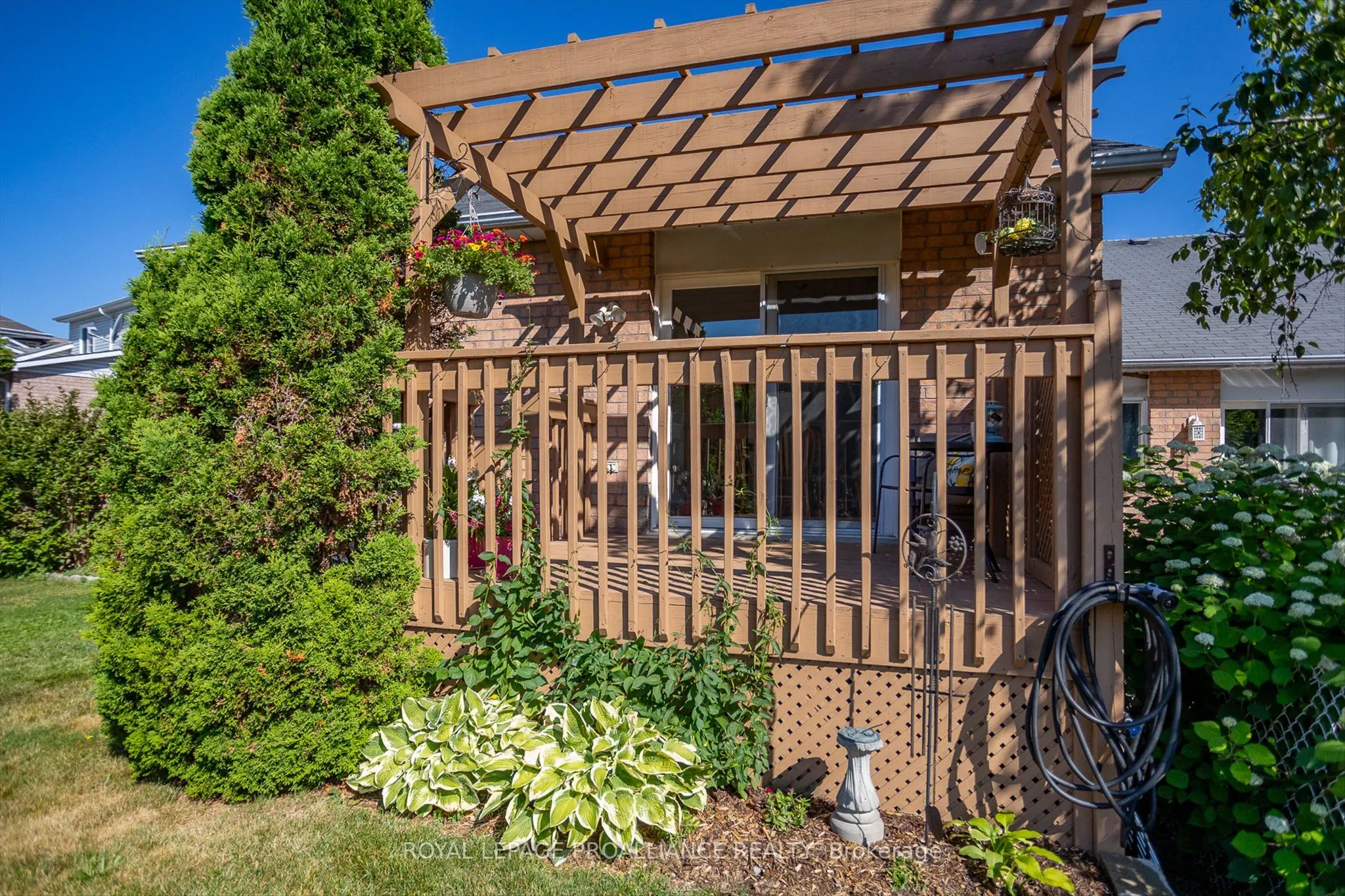 1269 Eagle Crescent
