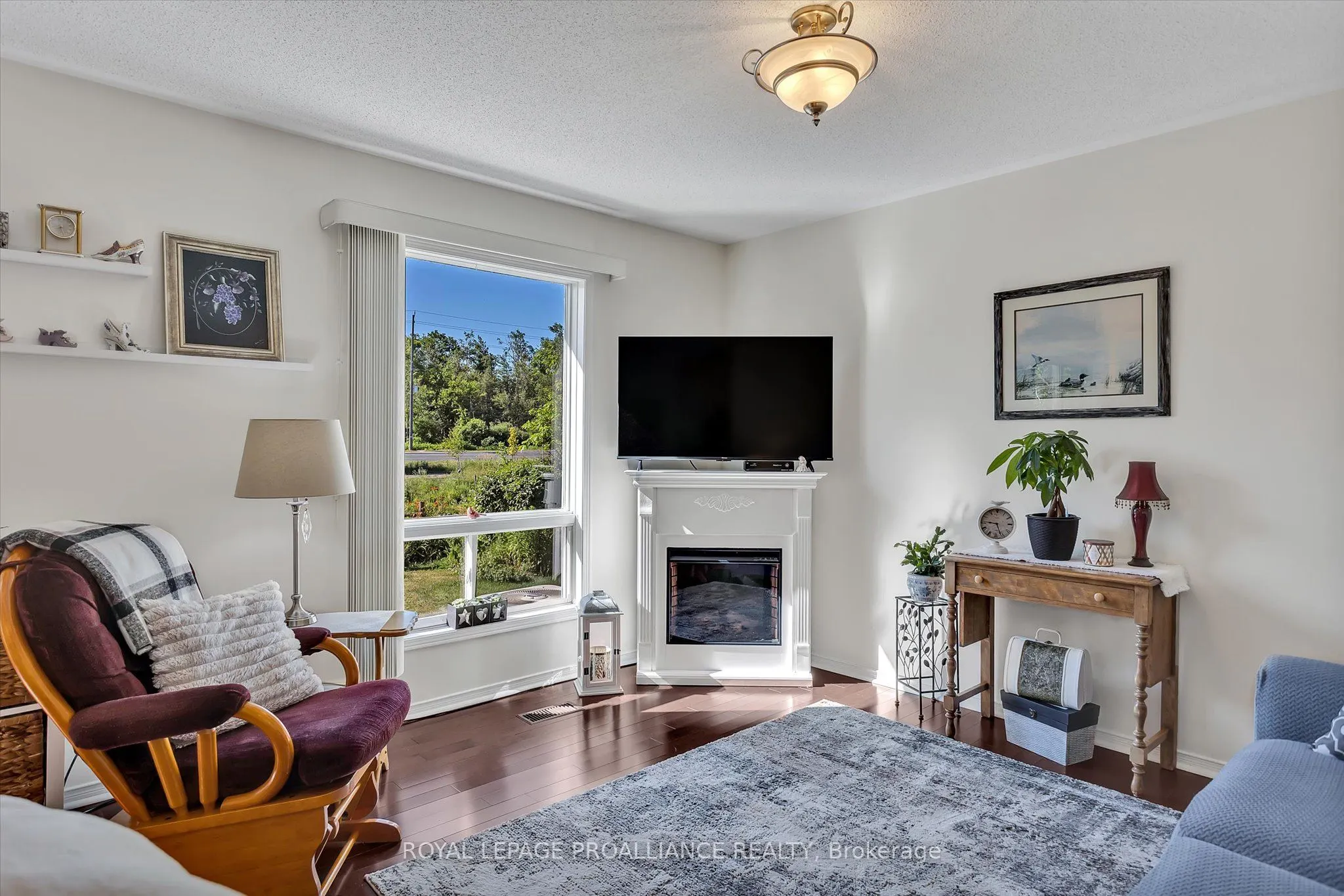 1269 Eagle Crescent