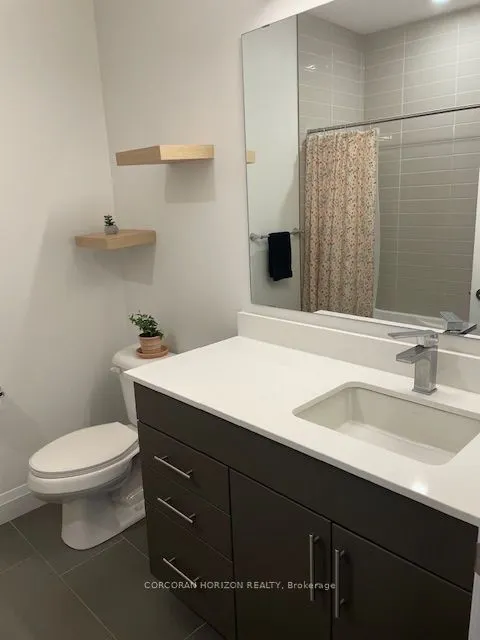 399 Queen Street S, #209