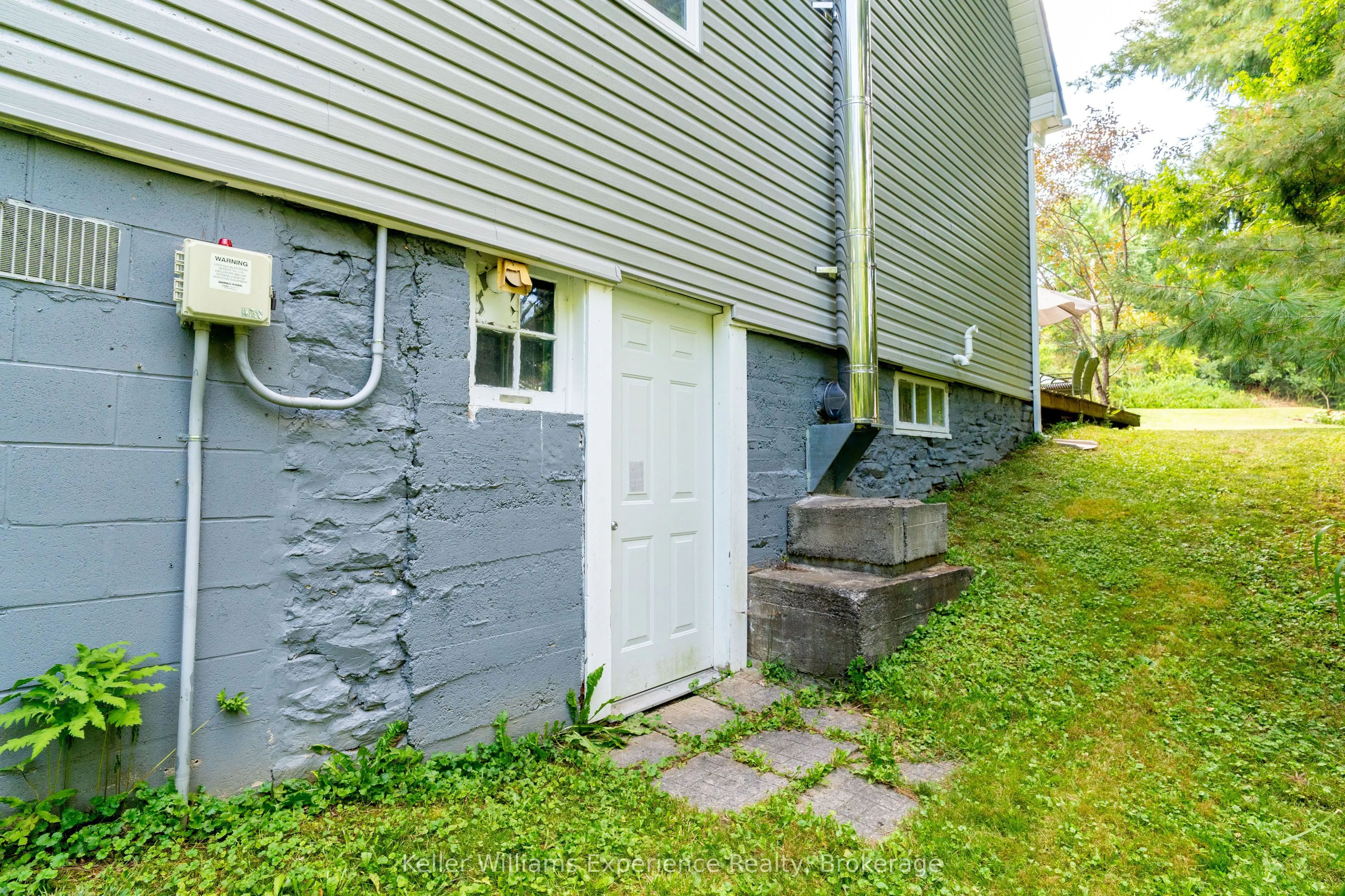 14 Edward Street