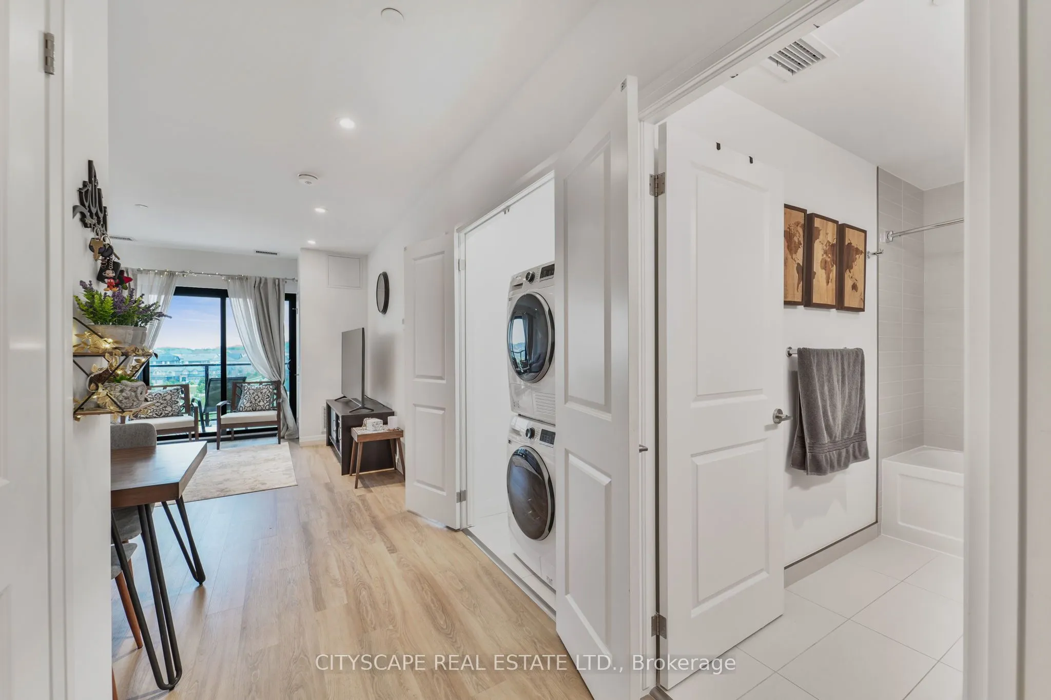 525 New Dundee Road, #802