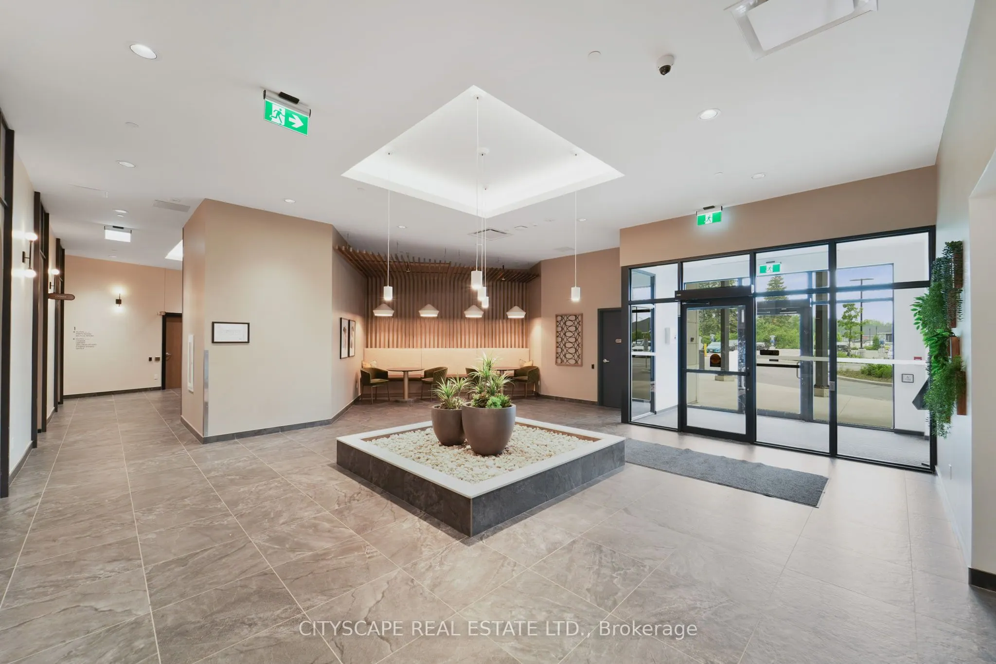 525 New Dundee Road, #802
