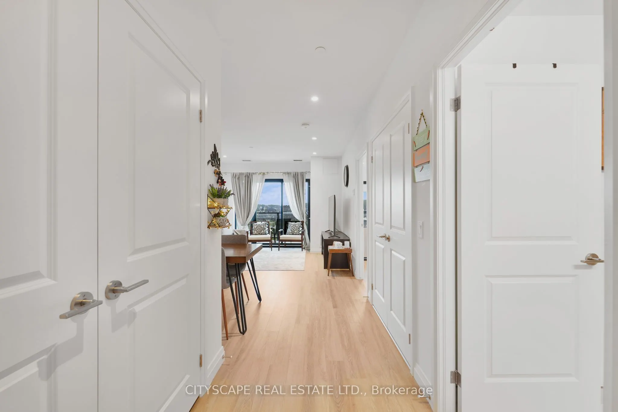 525 New Dundee Road, #802