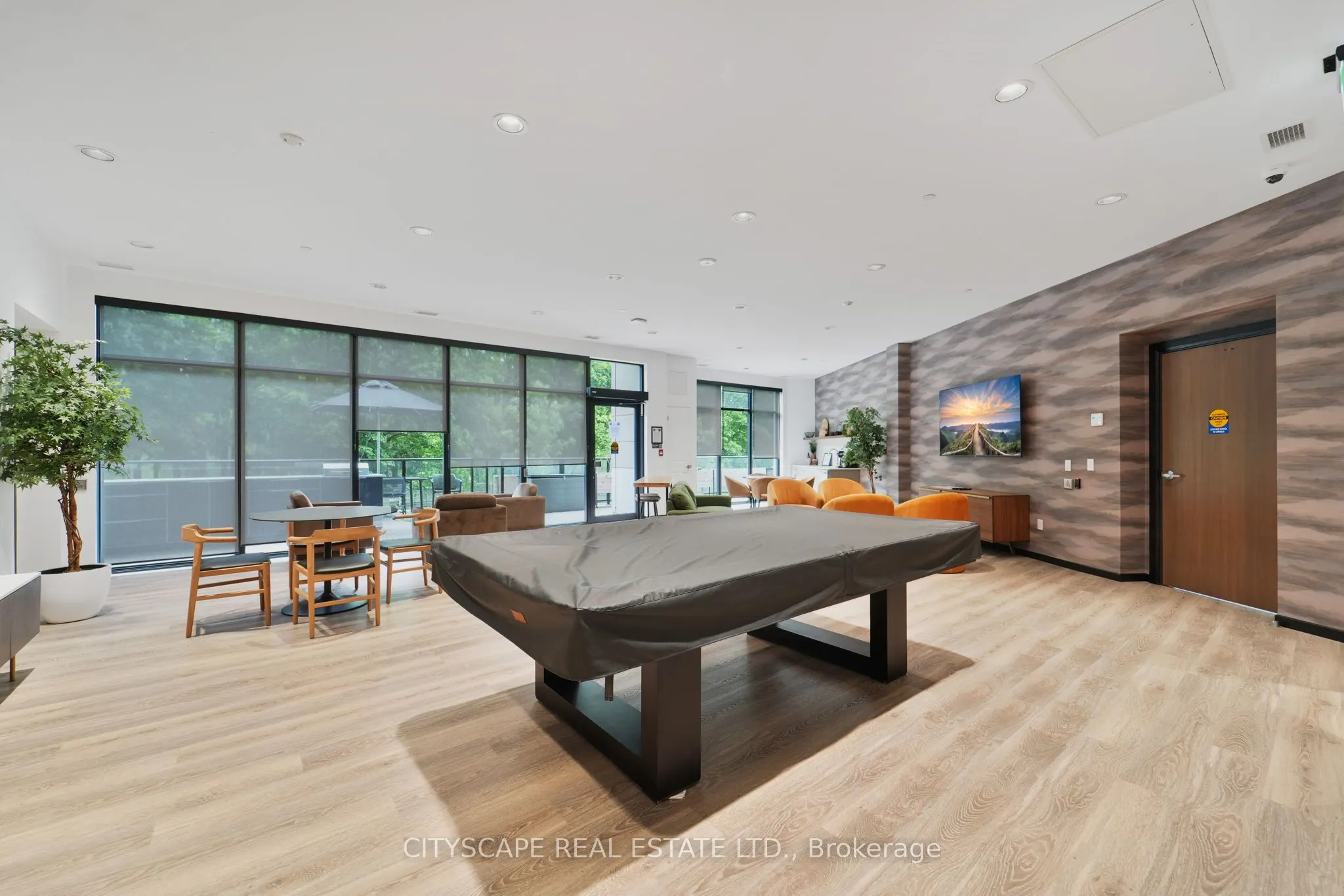 525 New Dundee Road, #802