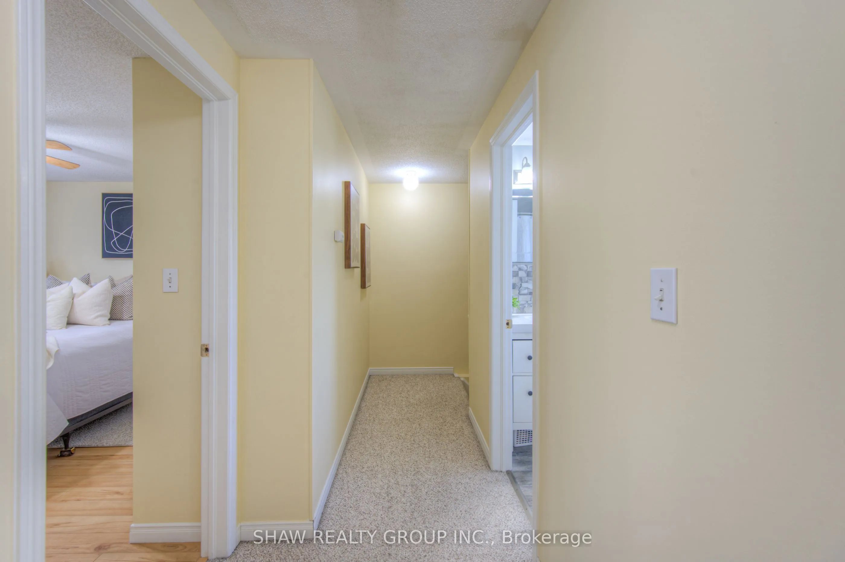985 Elgin Street N