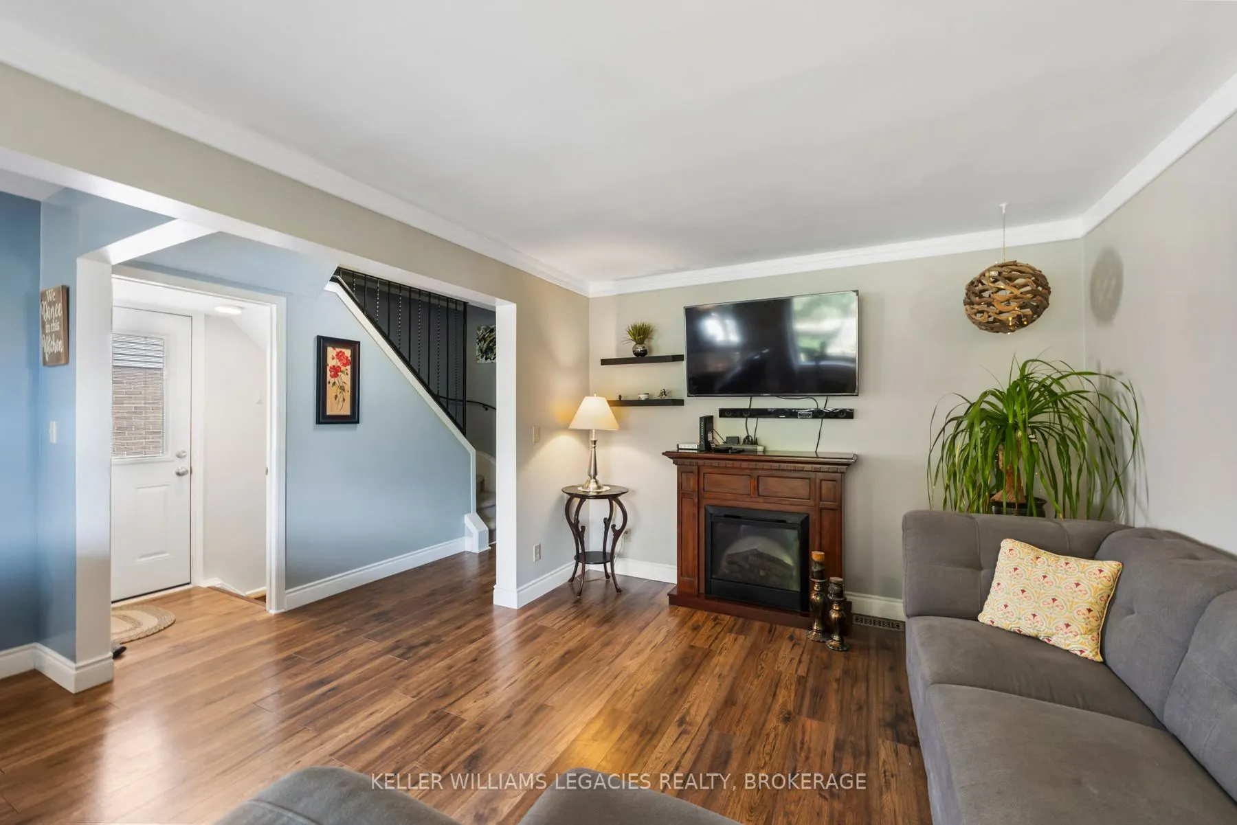 884 Muirfield Crescent