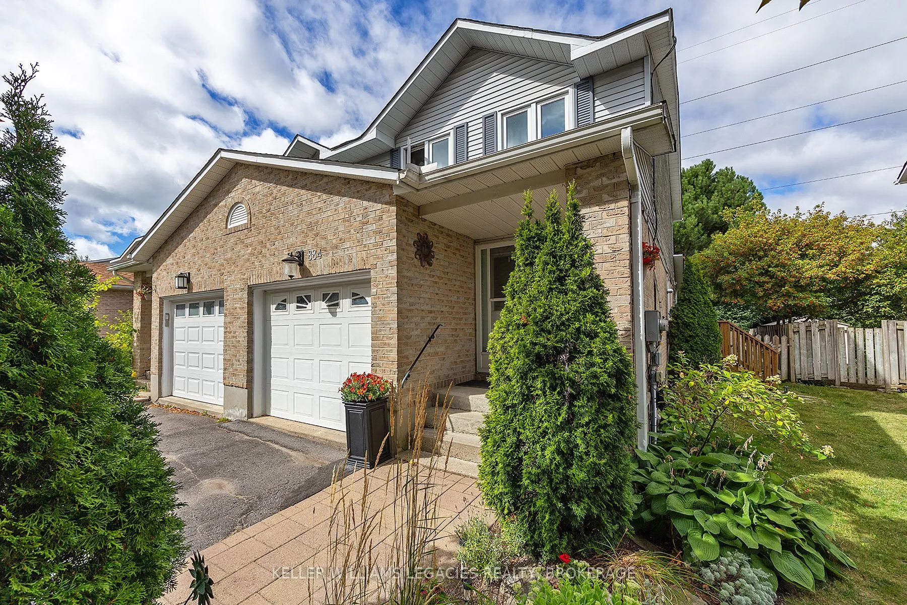 884 Muirfield Crescent