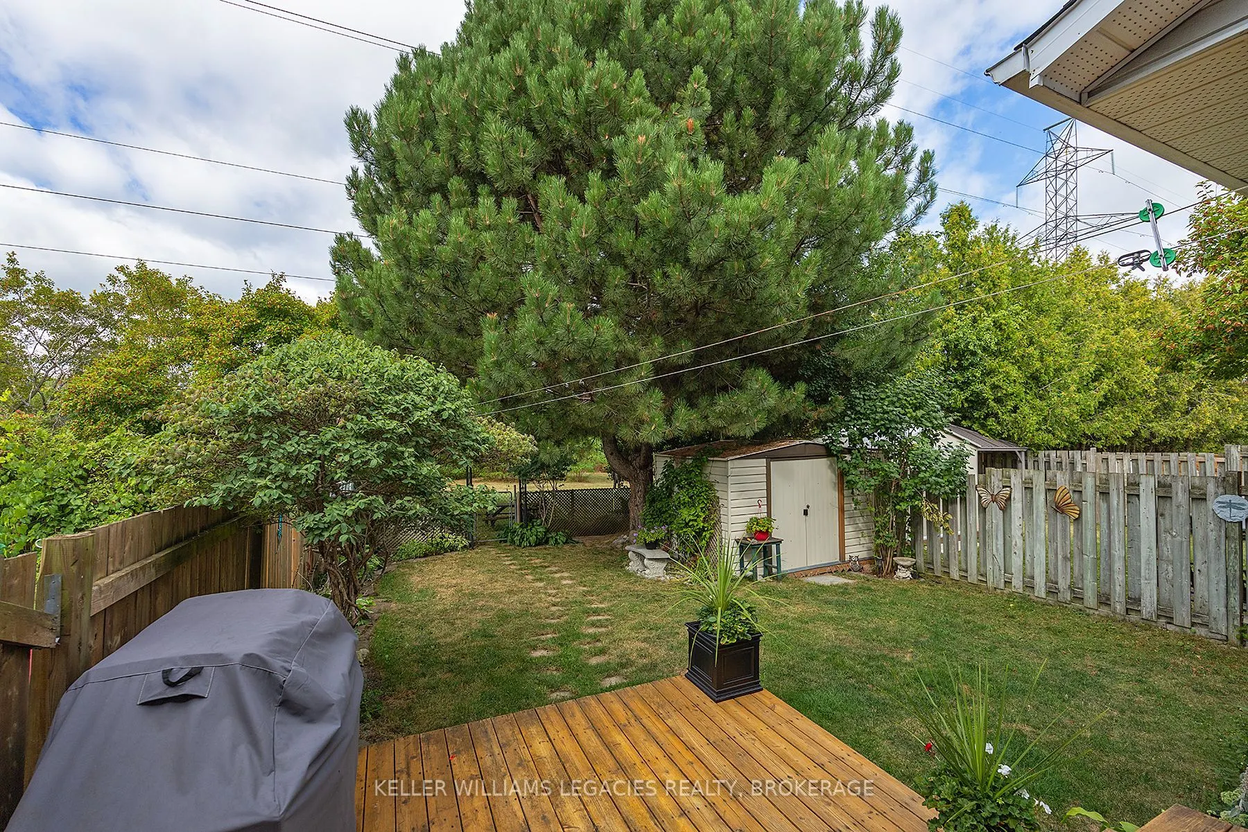 884 Muirfield Crescent