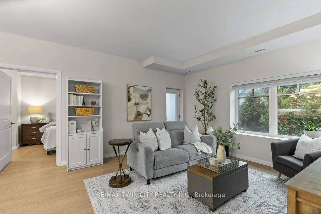 778 LAURELWOOD Drive, #110