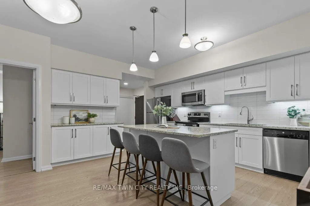 778 LAURELWOOD Drive, #110