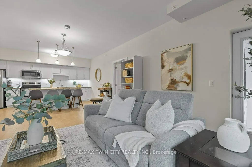 778 LAURELWOOD Drive, #110