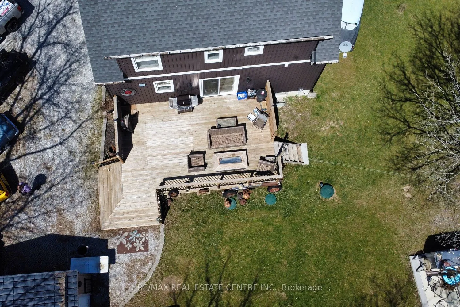 1364 Thompson Road E