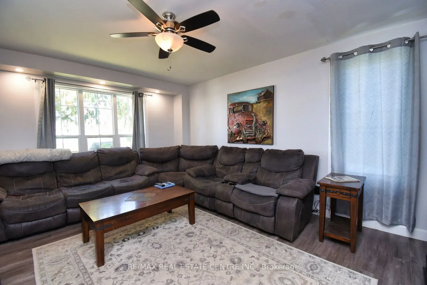 1364 Thompson Road E