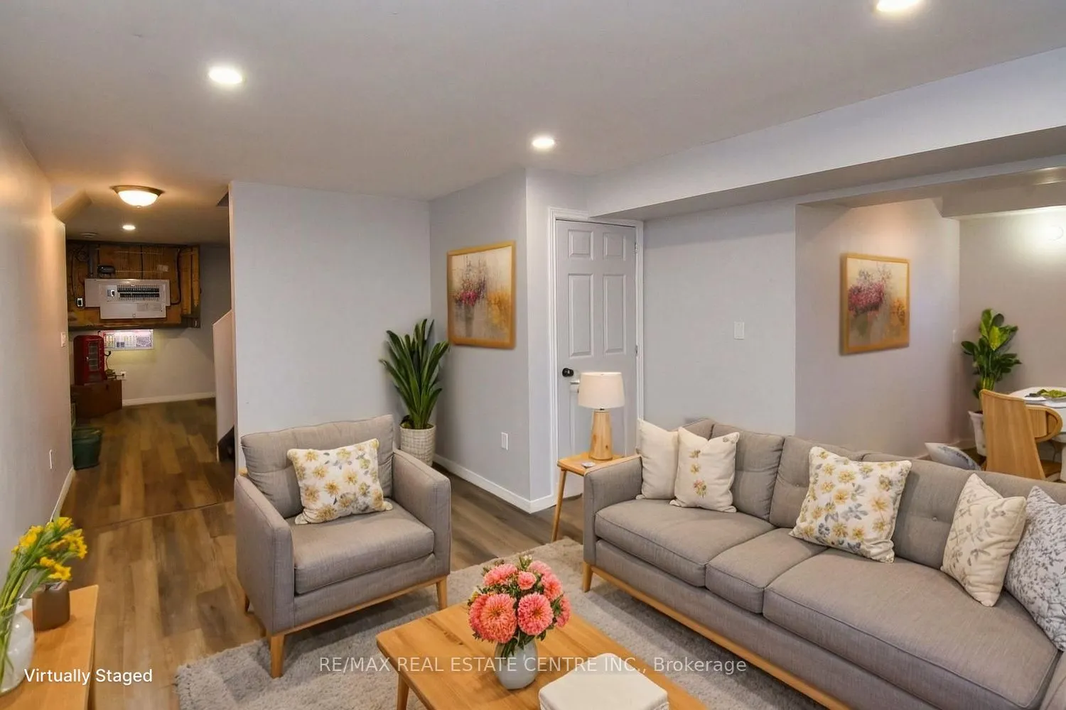 1364 Thompson Road E