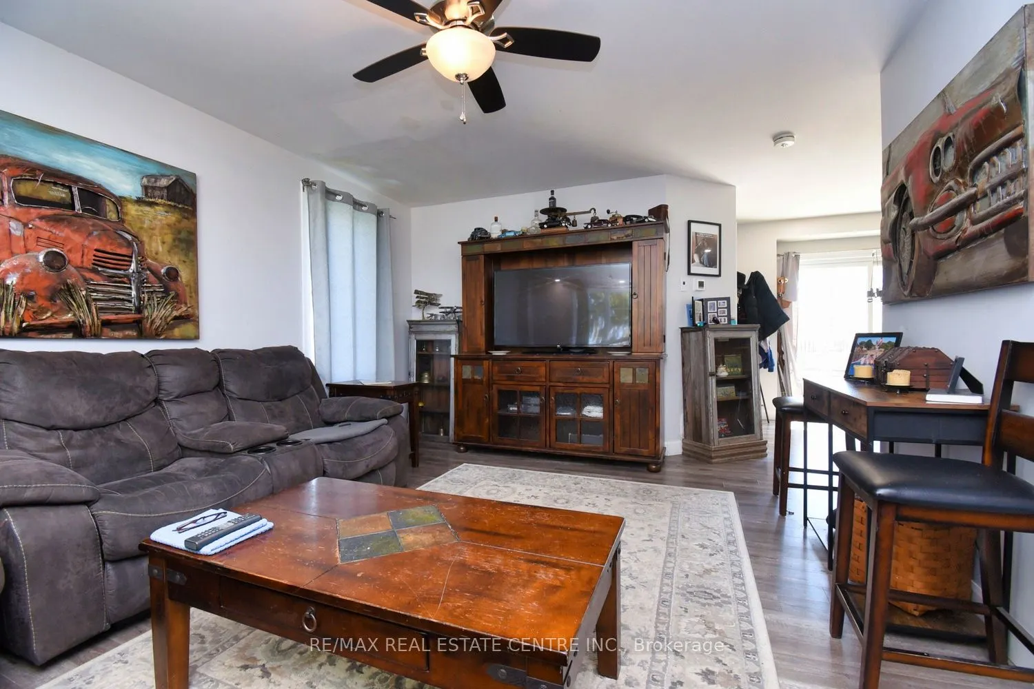1364 Thompson Road E