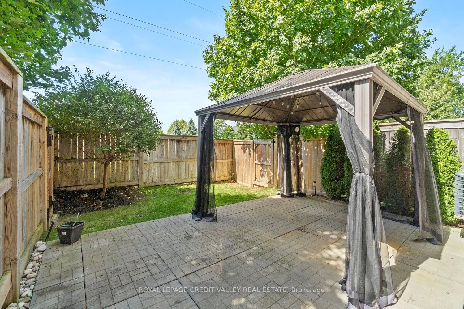 90 Raymond Road, #2