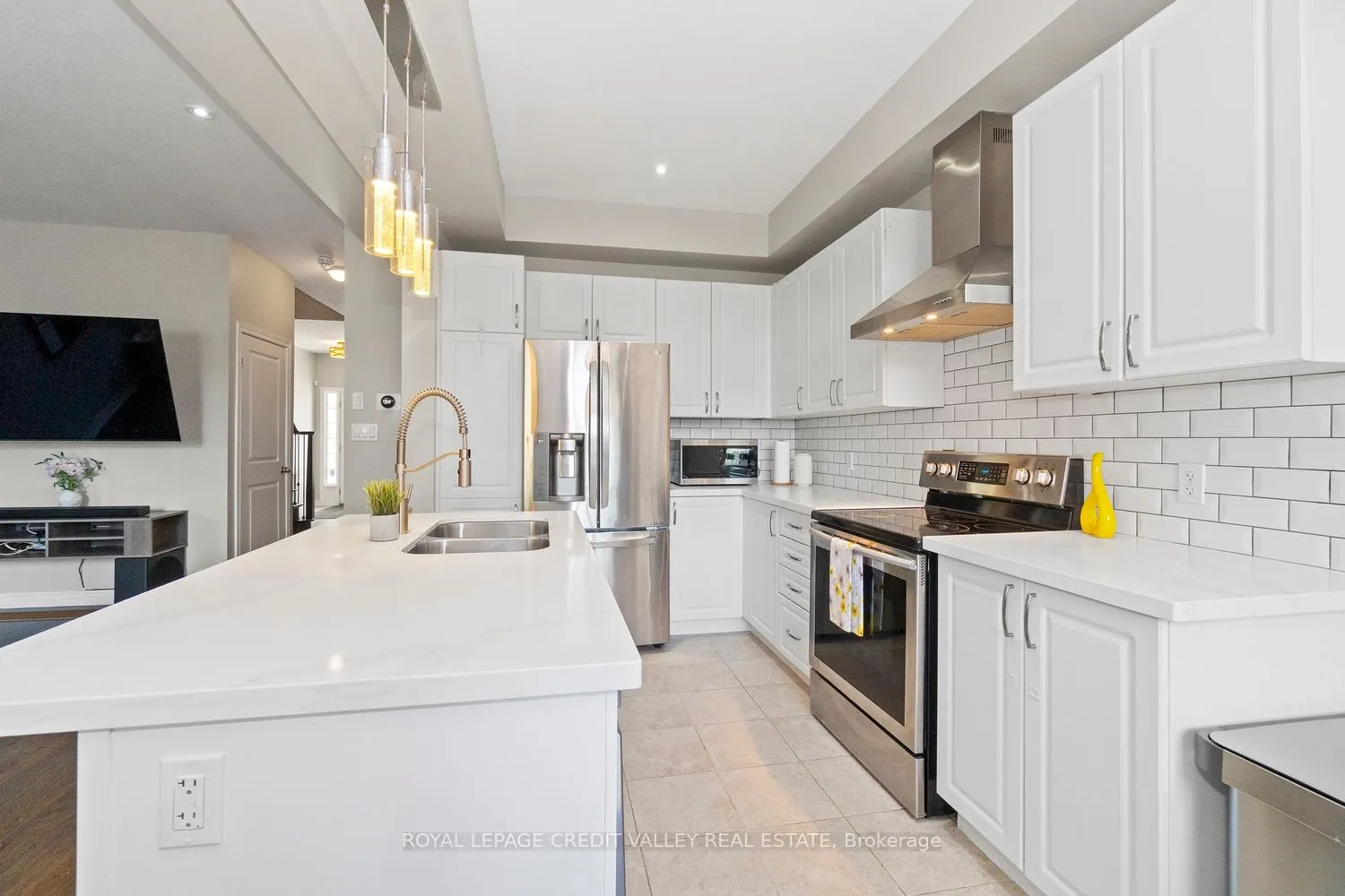 90 Raymond Road, #2