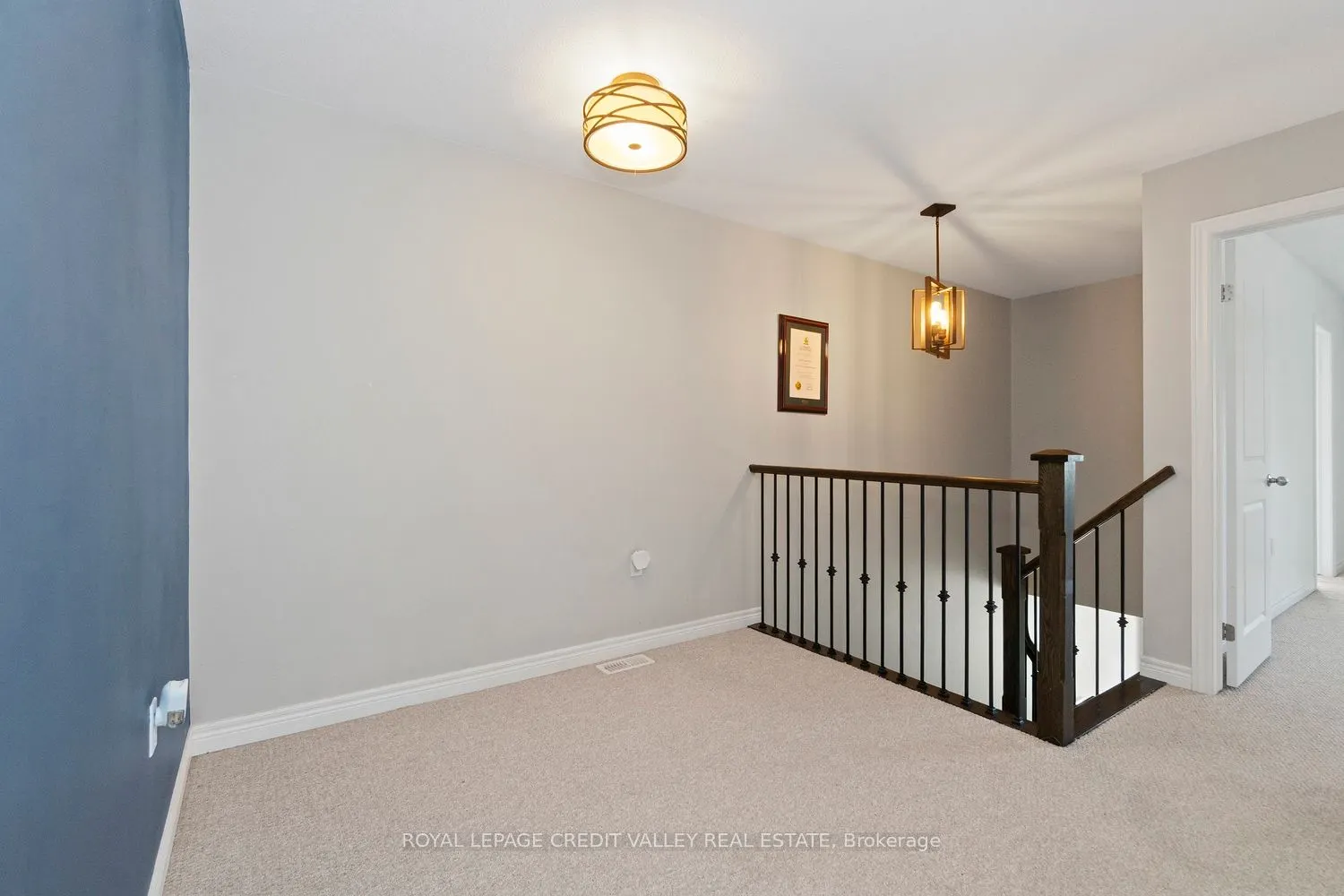 90 Raymond Road, #2