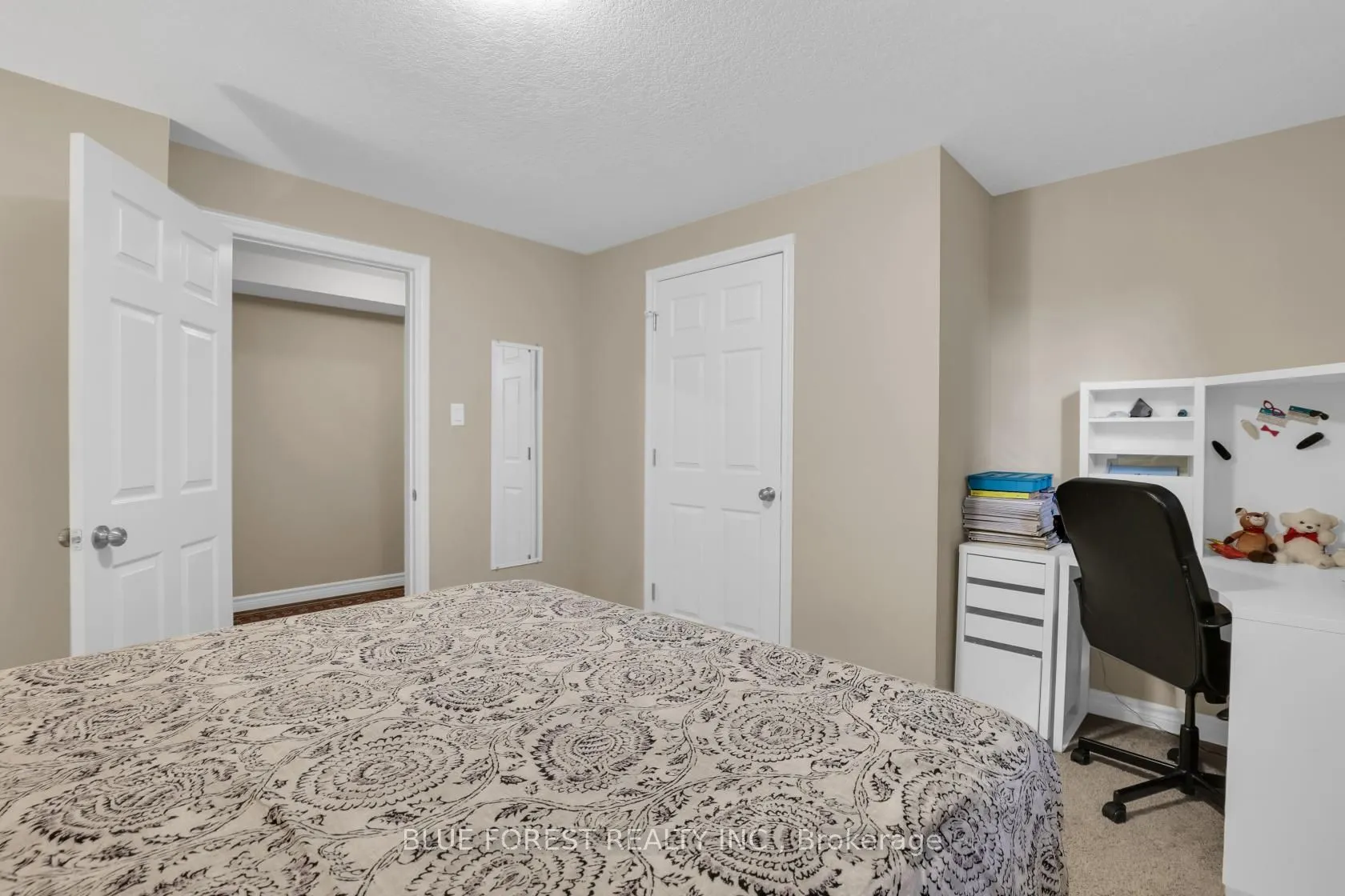 972 Gleneagle Trail