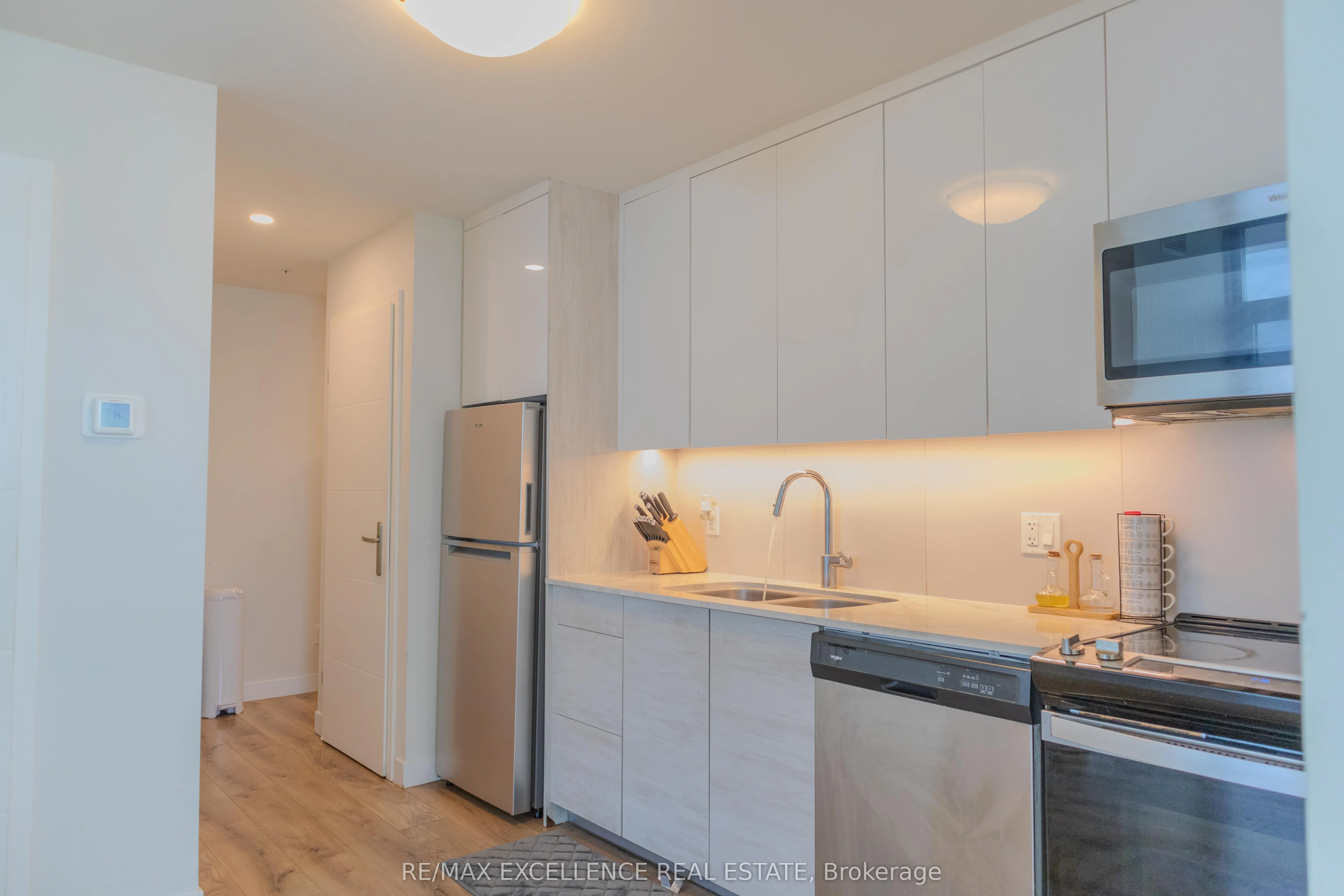 60 Frederick Street W, #2702