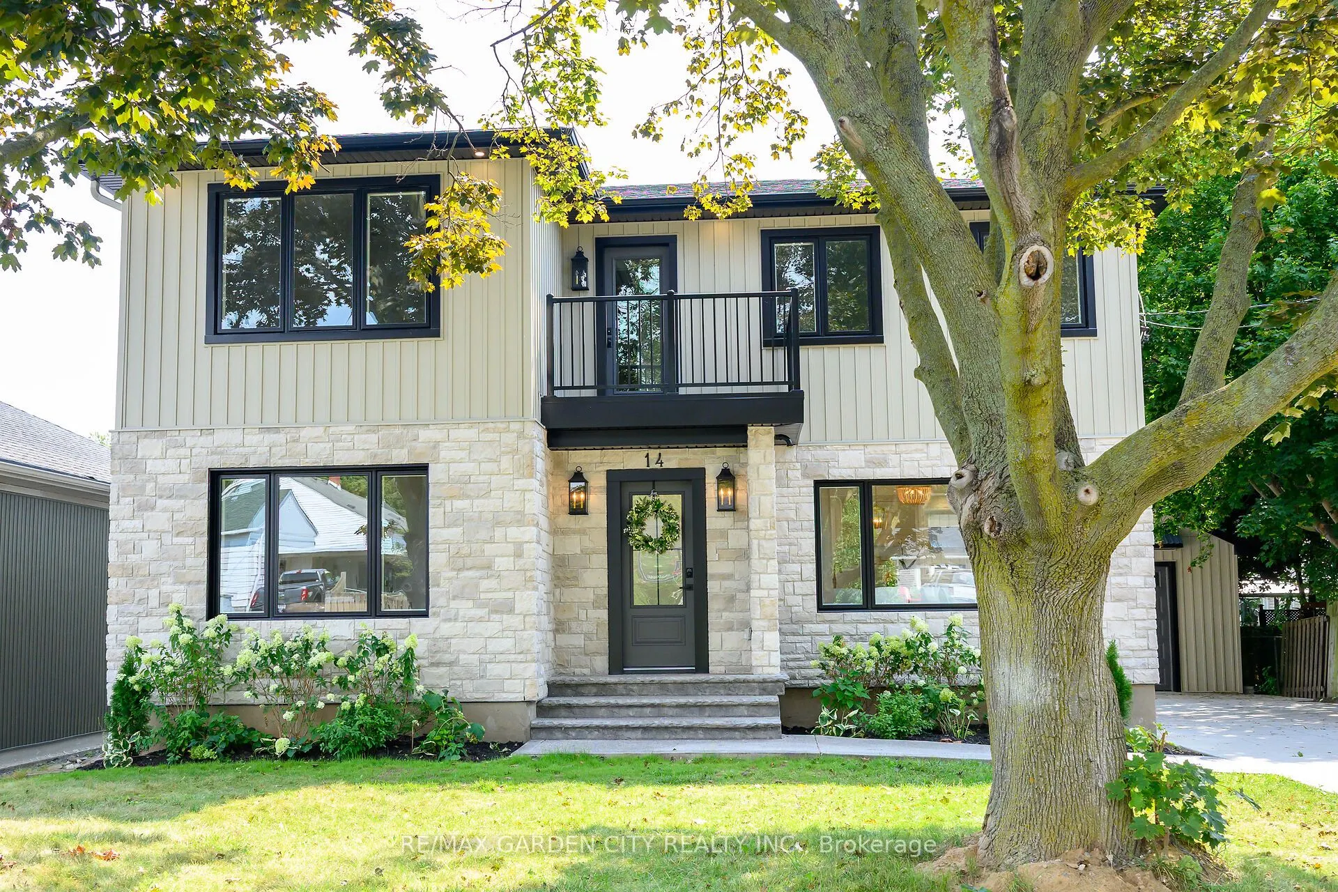14 Marr Avenue