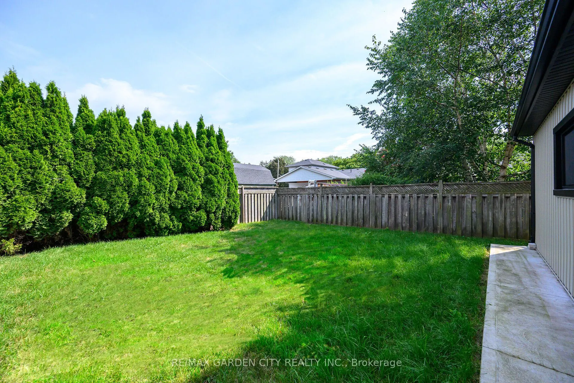 14 Marr Avenue