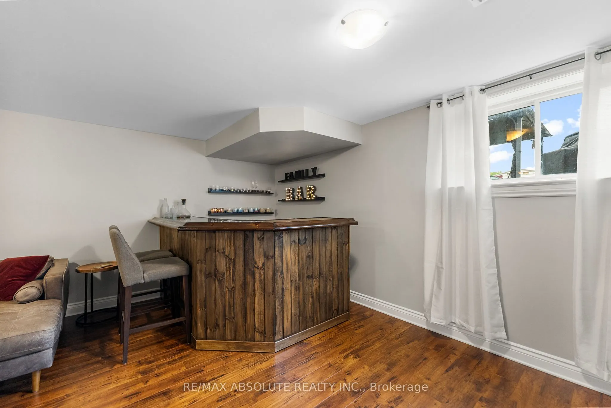 187 Desmond Trudeau Drive