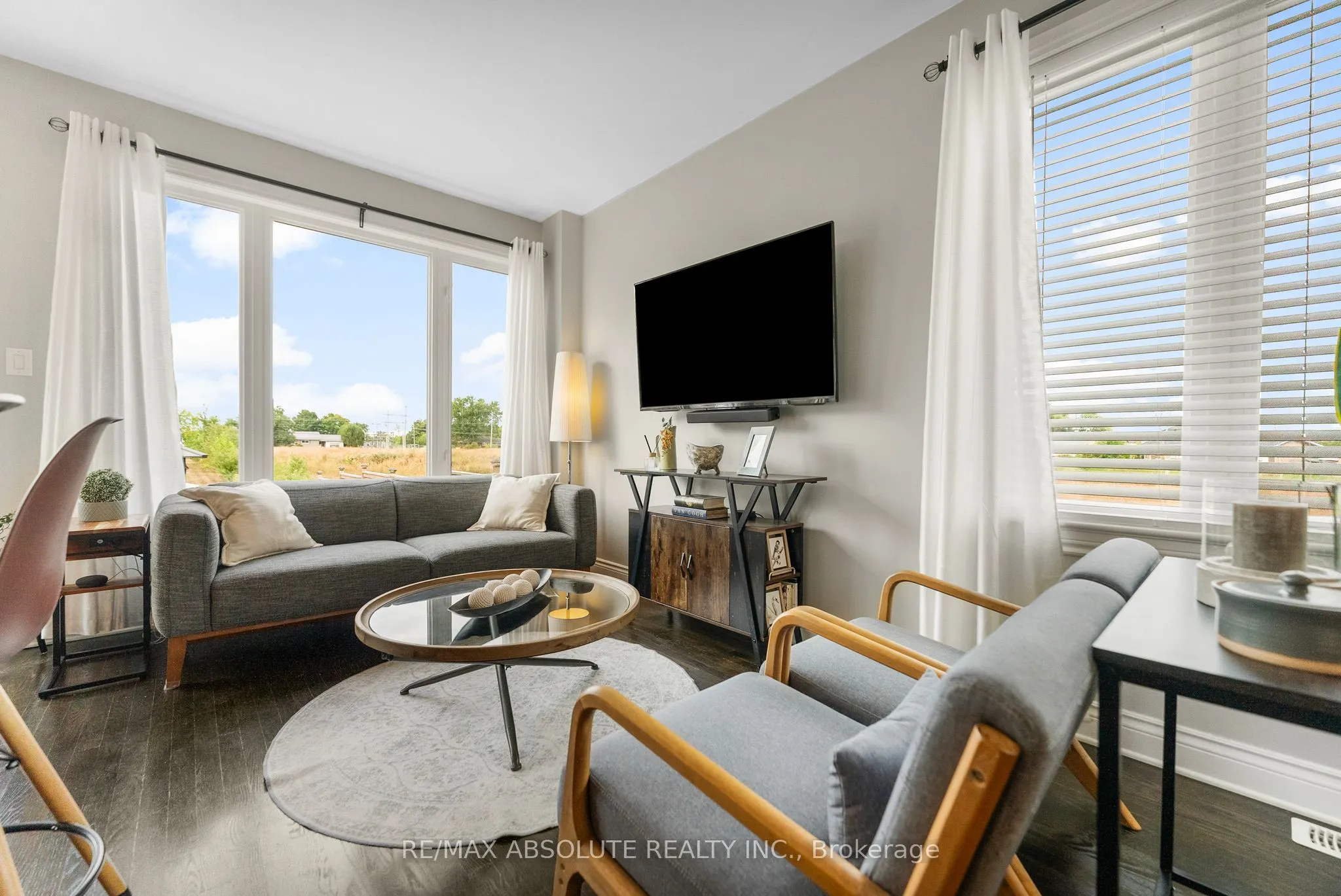 187 Desmond Trudeau Drive