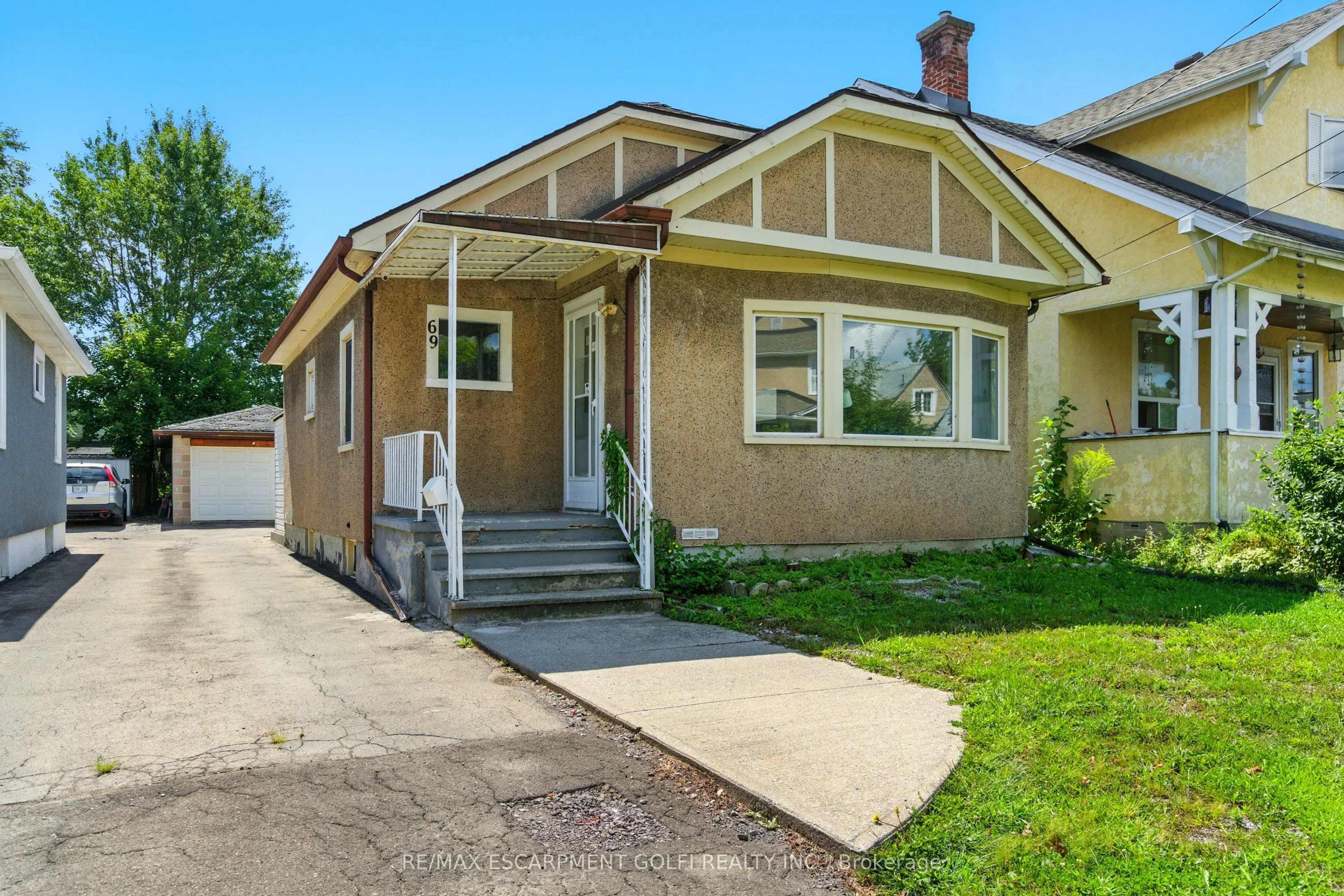 69 Griffith Street