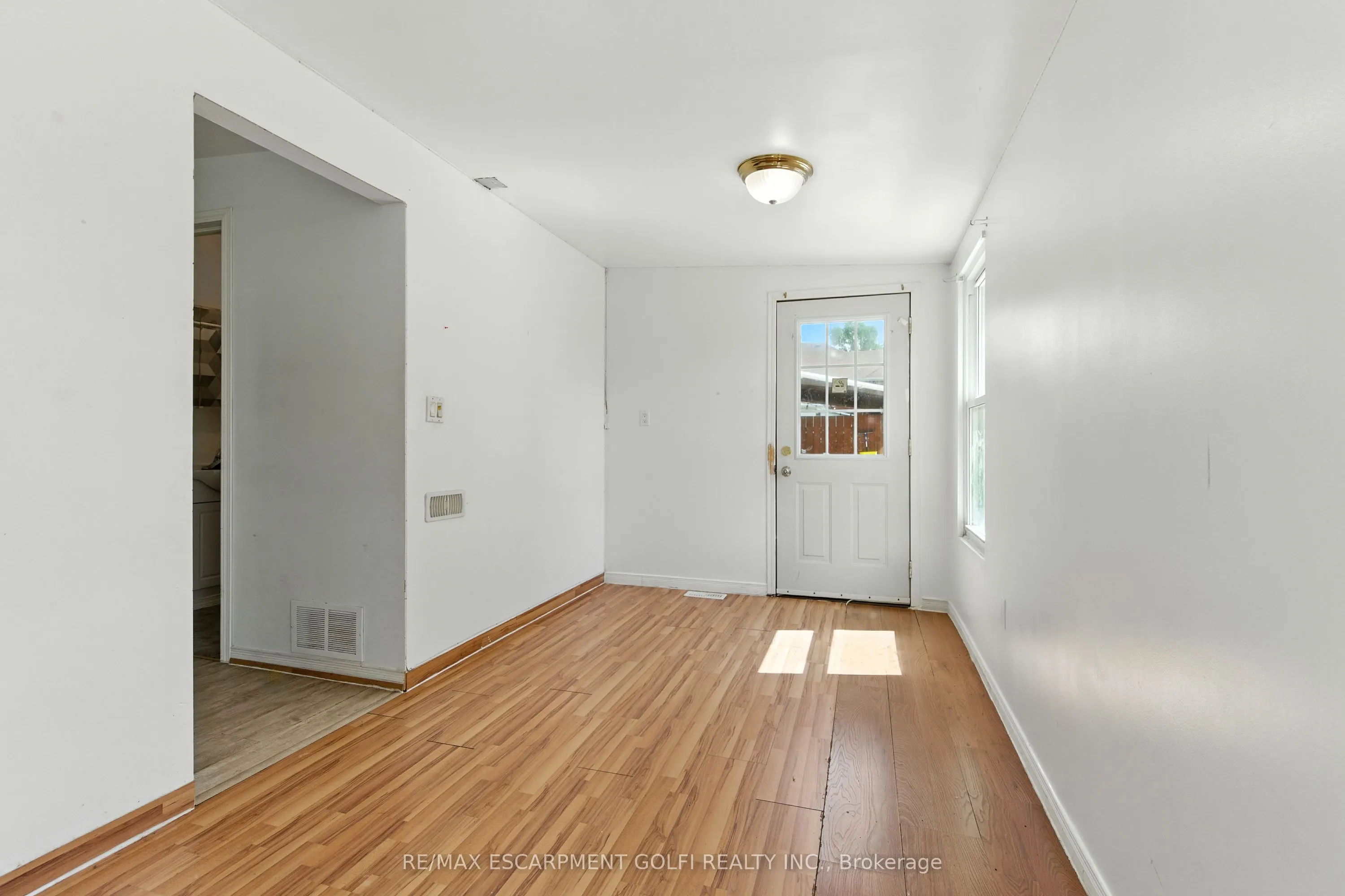 69 Griffith Street