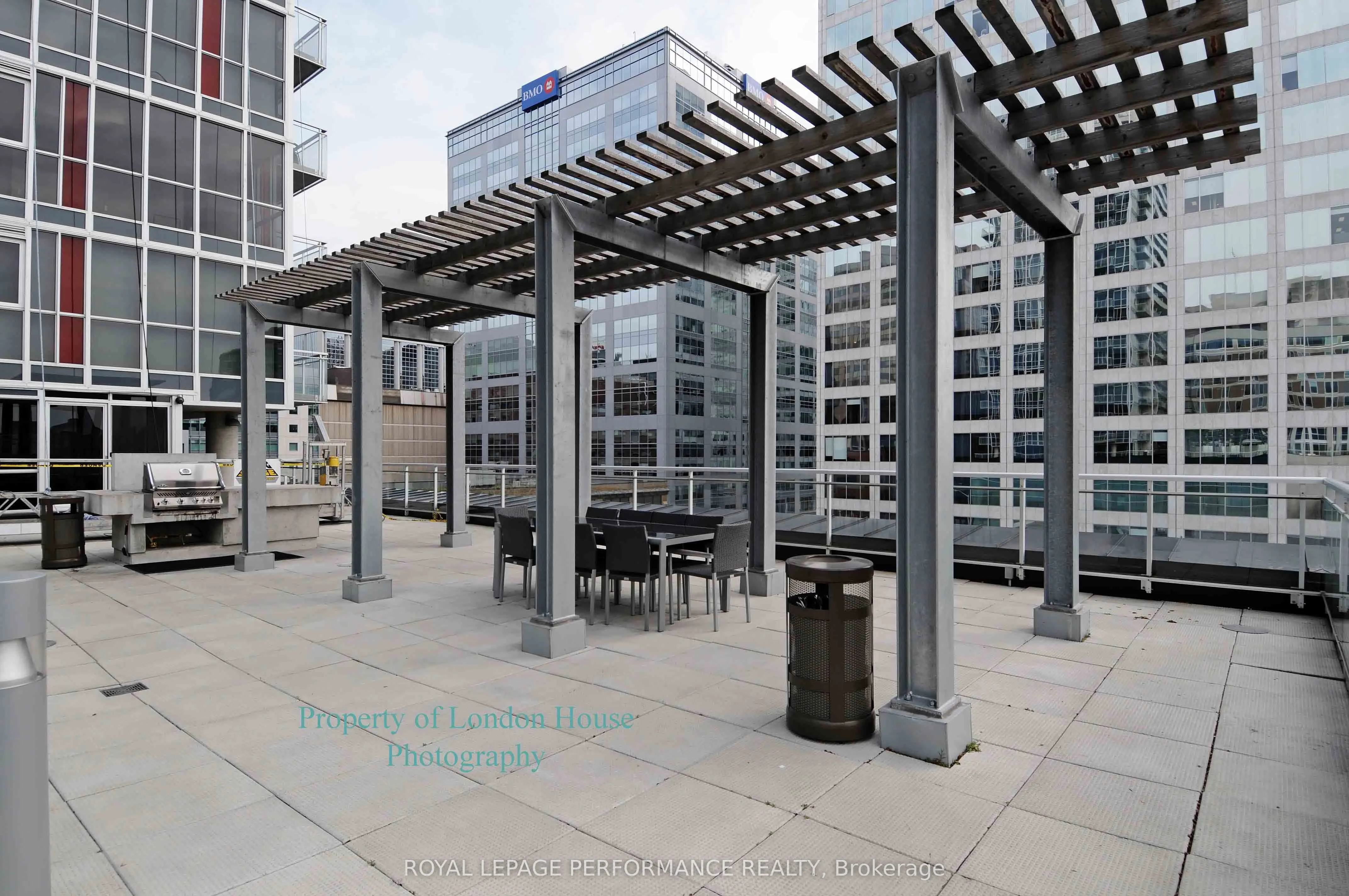 324 Laurier Avenue W, #1403