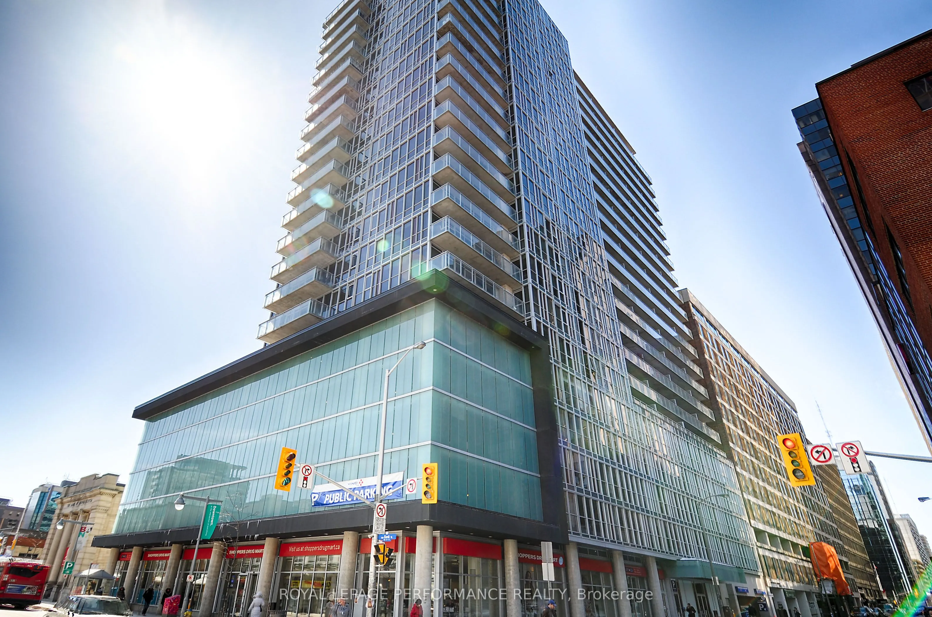 324 Laurier Avenue W, #1403