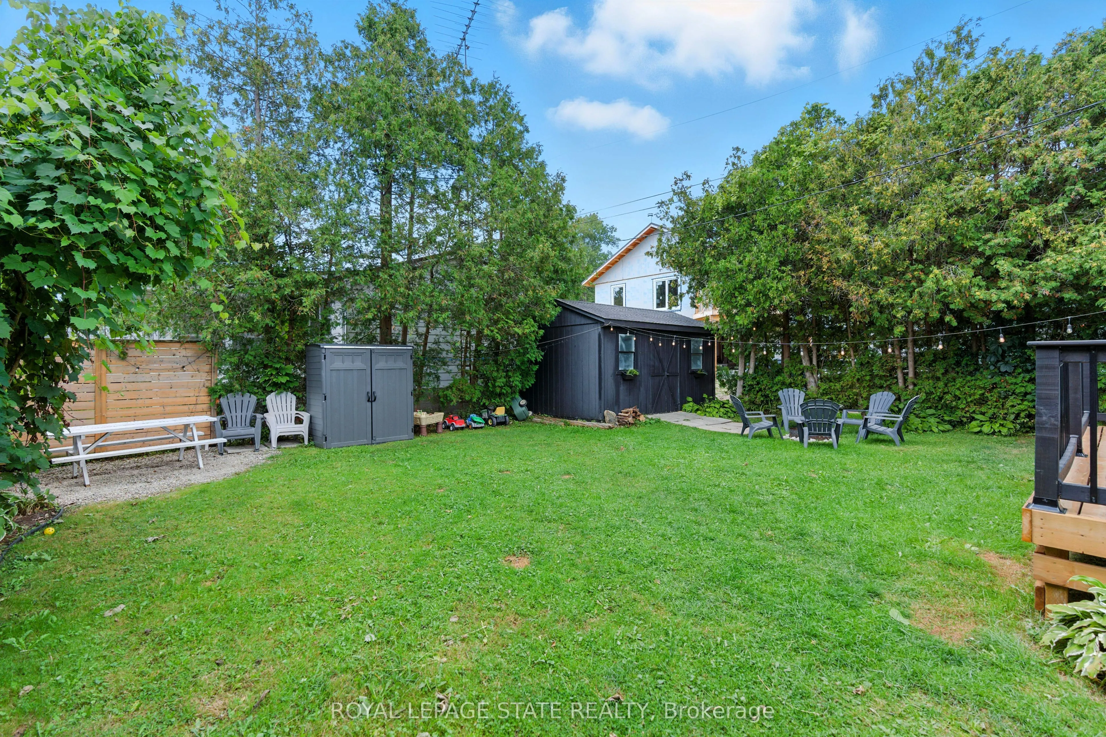 6 Old Hill Road