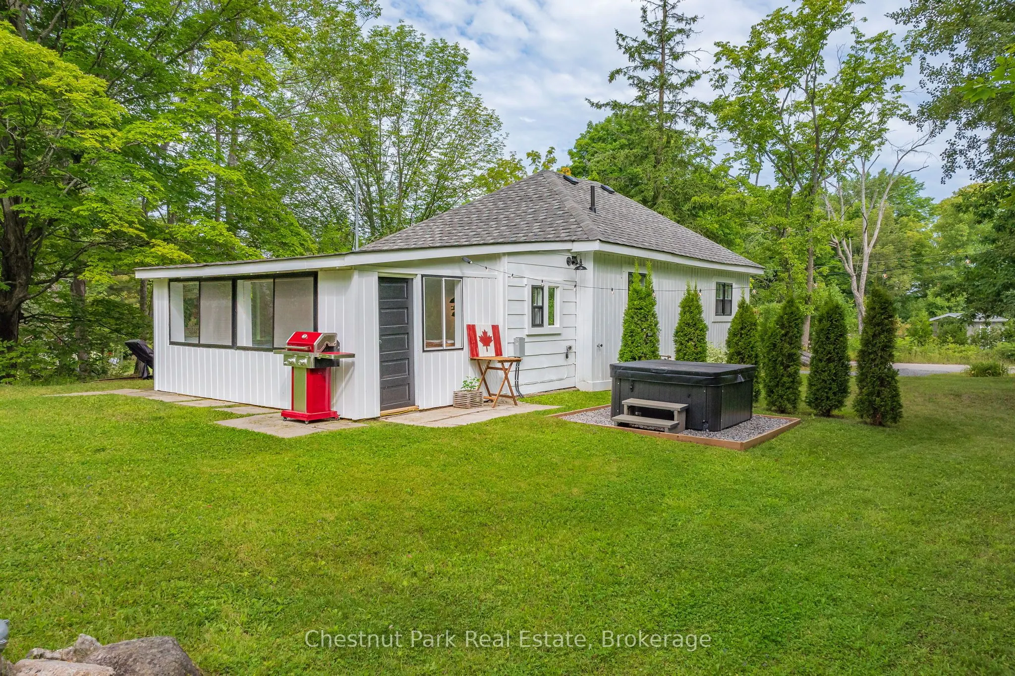 1011 UNITED CHURCH Road